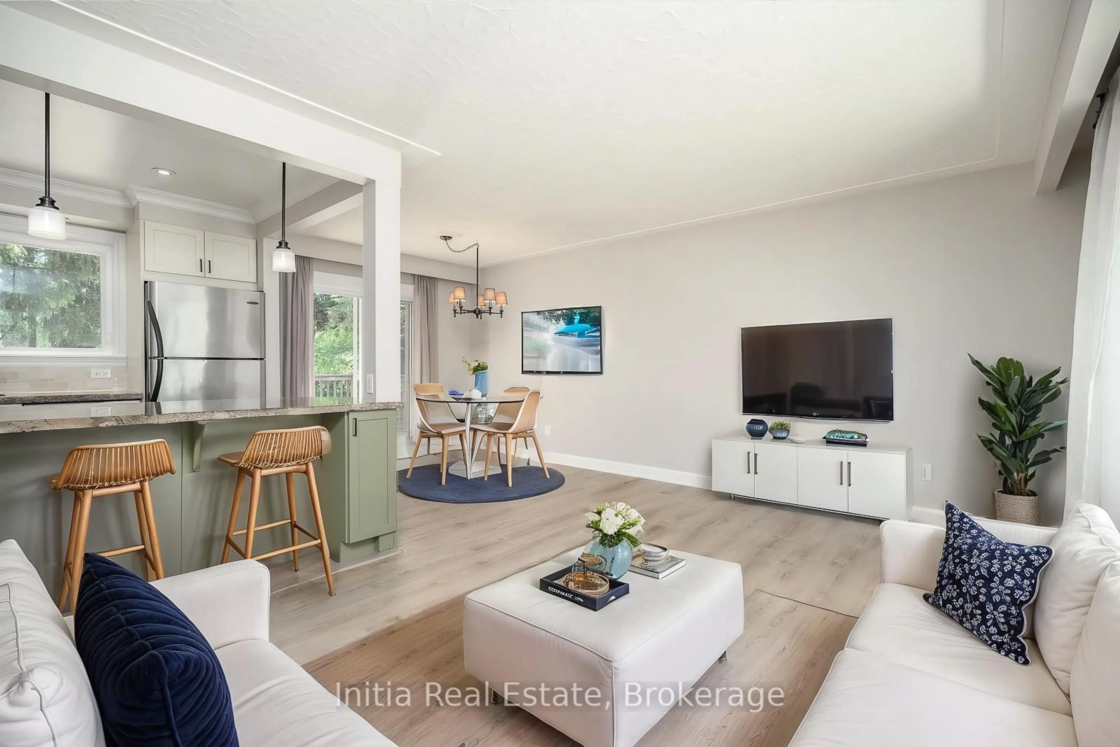 Living room with furniture, unknown for 53 Burrows Ave, Toronto Ontario M9B 4W8