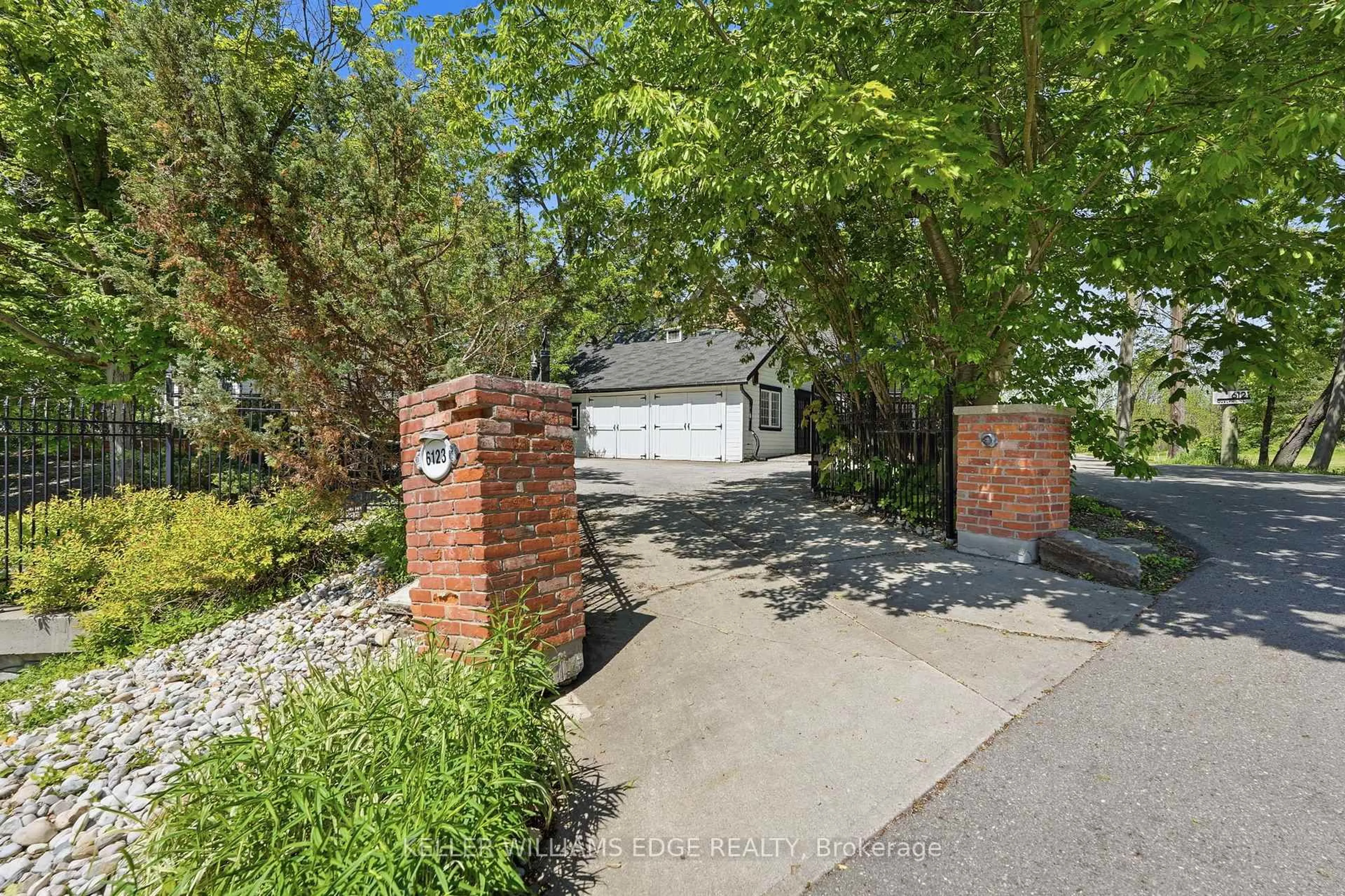 Unknown for 6123 Guelph Line, Burlington Ontario L7P 0A6