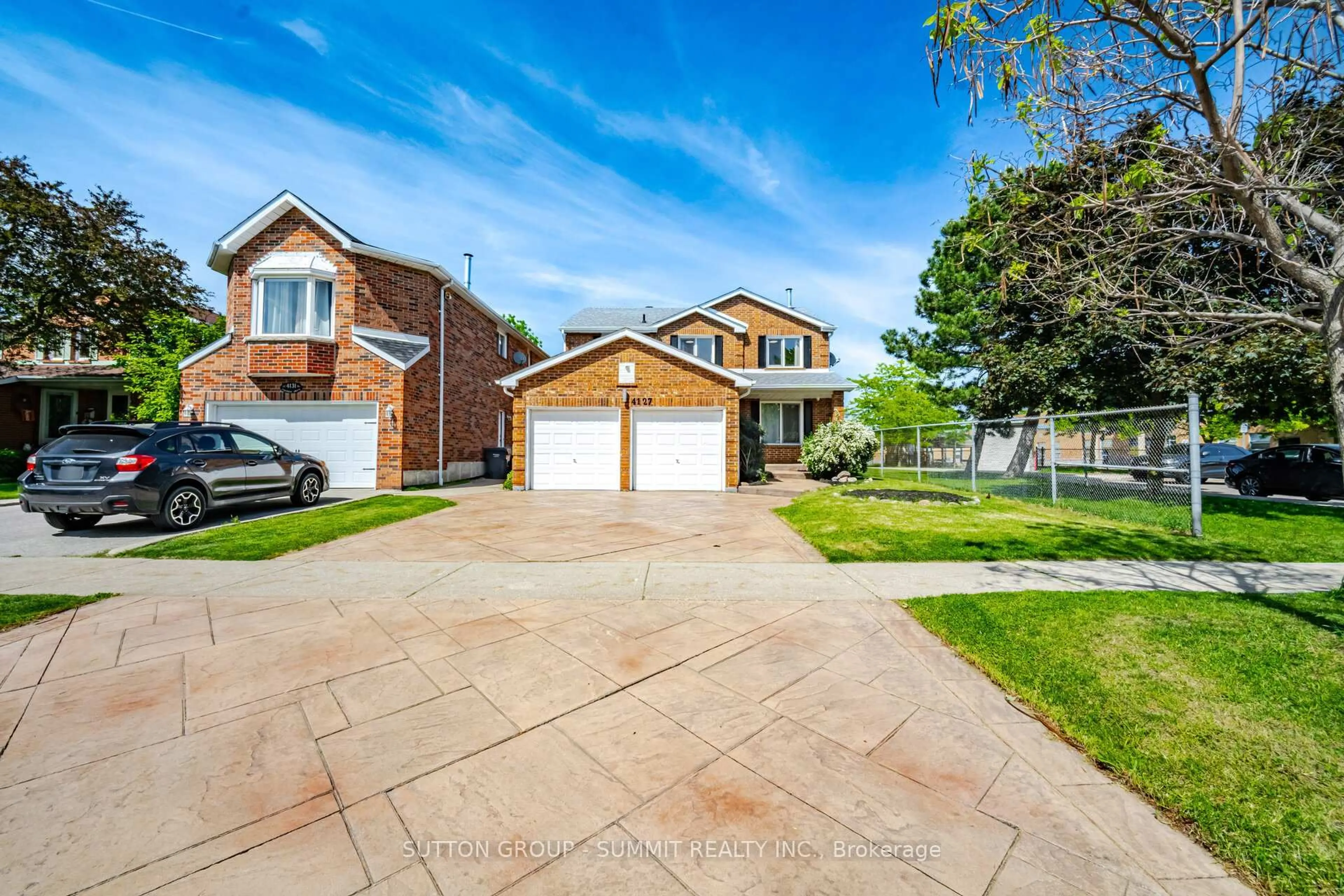 Home with brick exterior material, street for 4127 COLONIAL Dr, Mississauga Ontario L5L 4E8