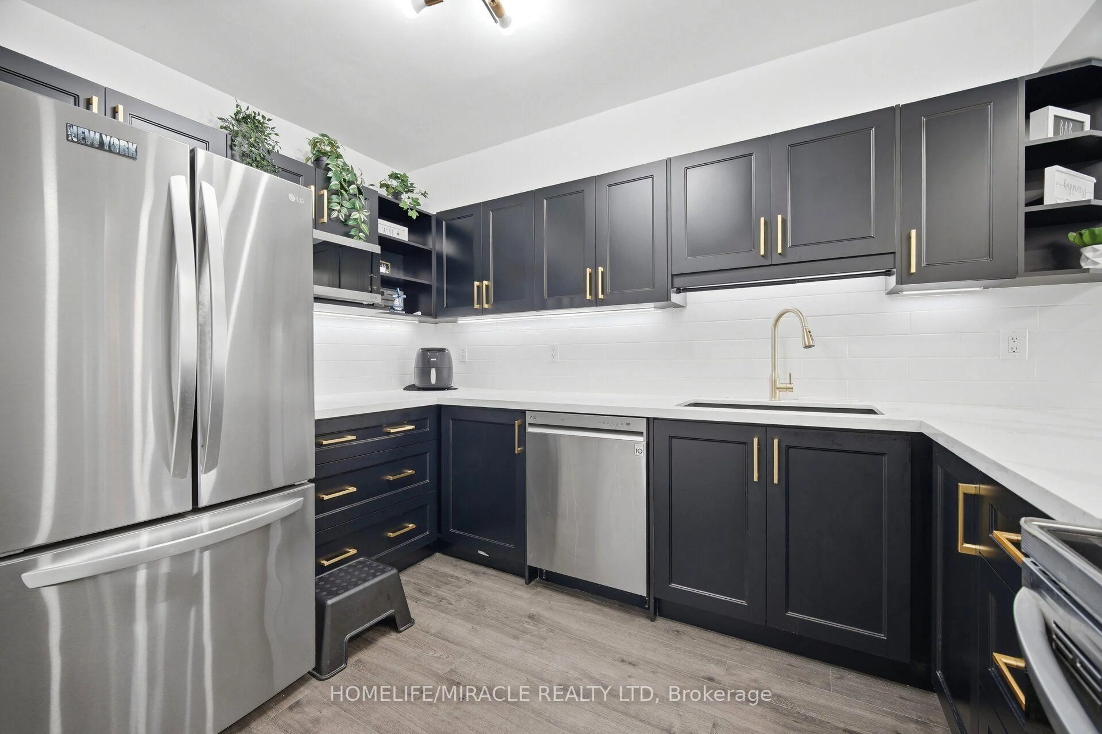 Standard kitchen, unknown for 238 Albion Rd #102, Toronto Ontario M9W 6A7