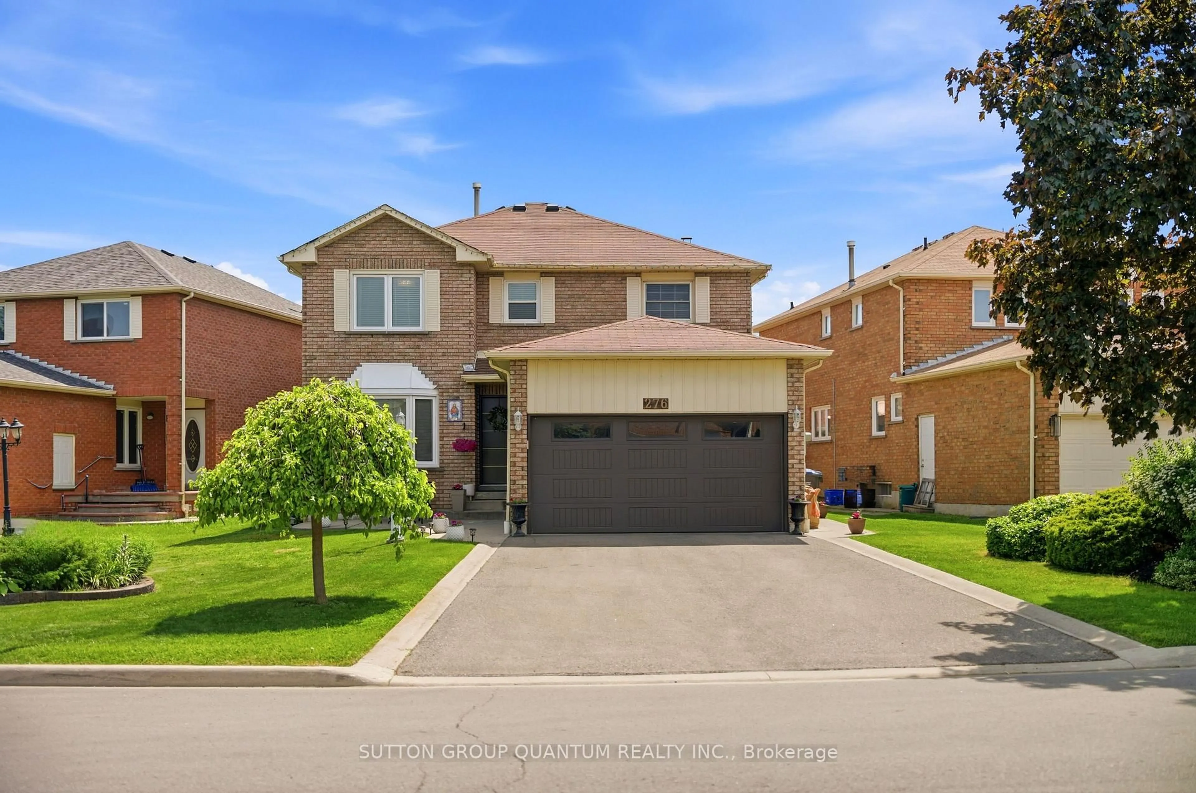 Home with brick exterior material, street for 276 Lech Walesa Dr, Mississauga Ontario L5B 3W6
