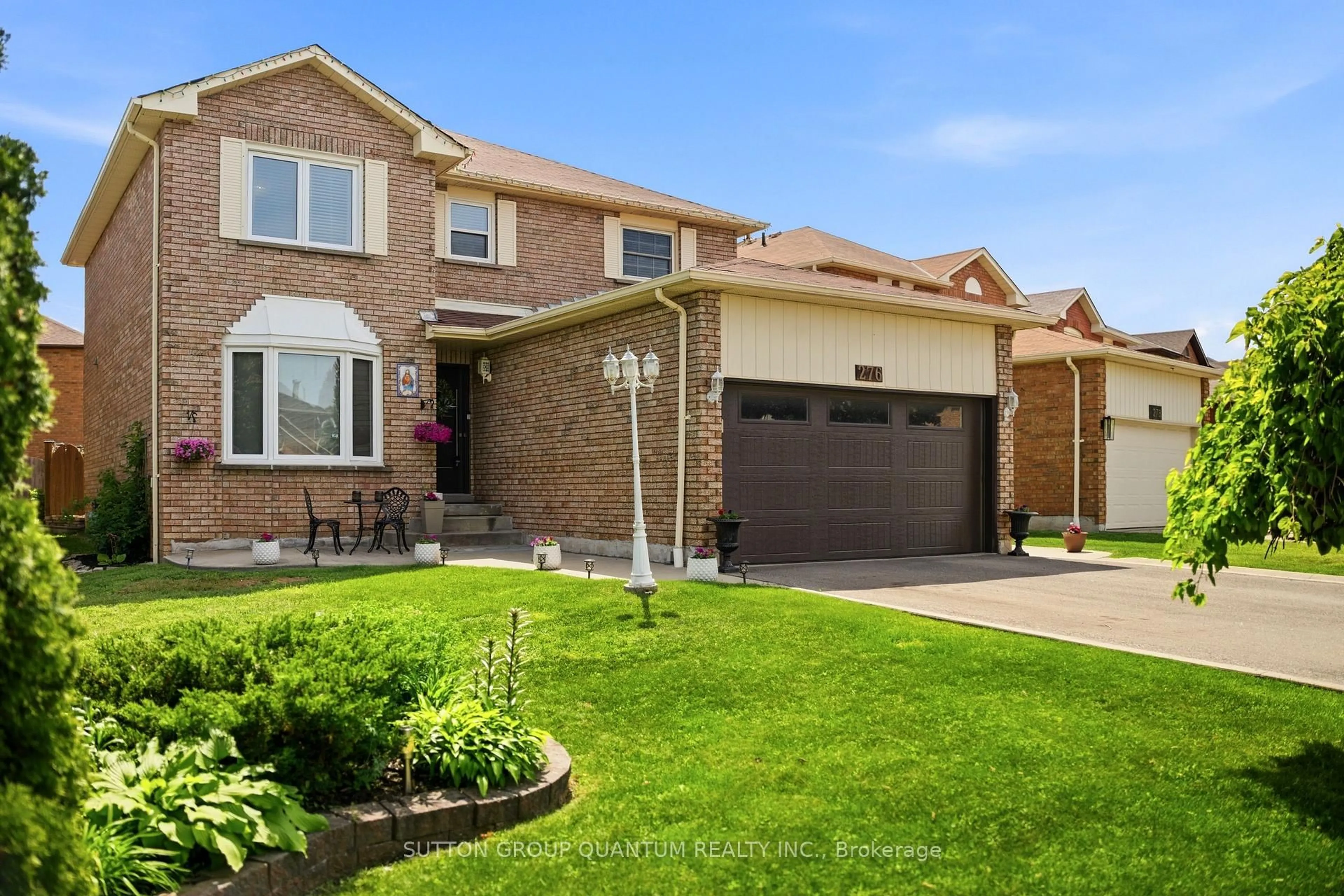 Home with brick exterior material, street for 276 Lech Walesa Dr, Mississauga Ontario L5B 3W6
