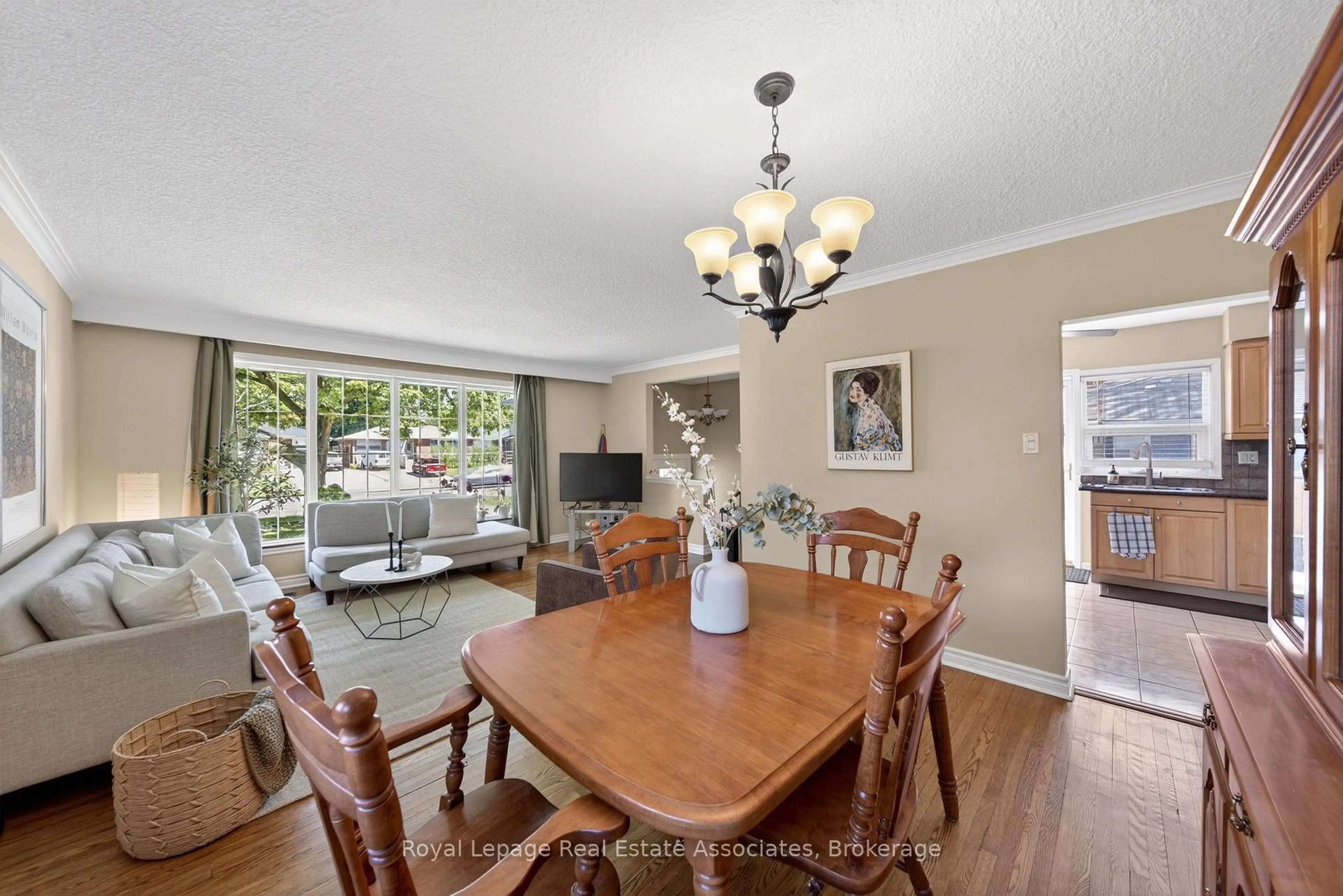 Dining room, unknown for 141 The Westway, Toronto Ontario M9P 2B6
