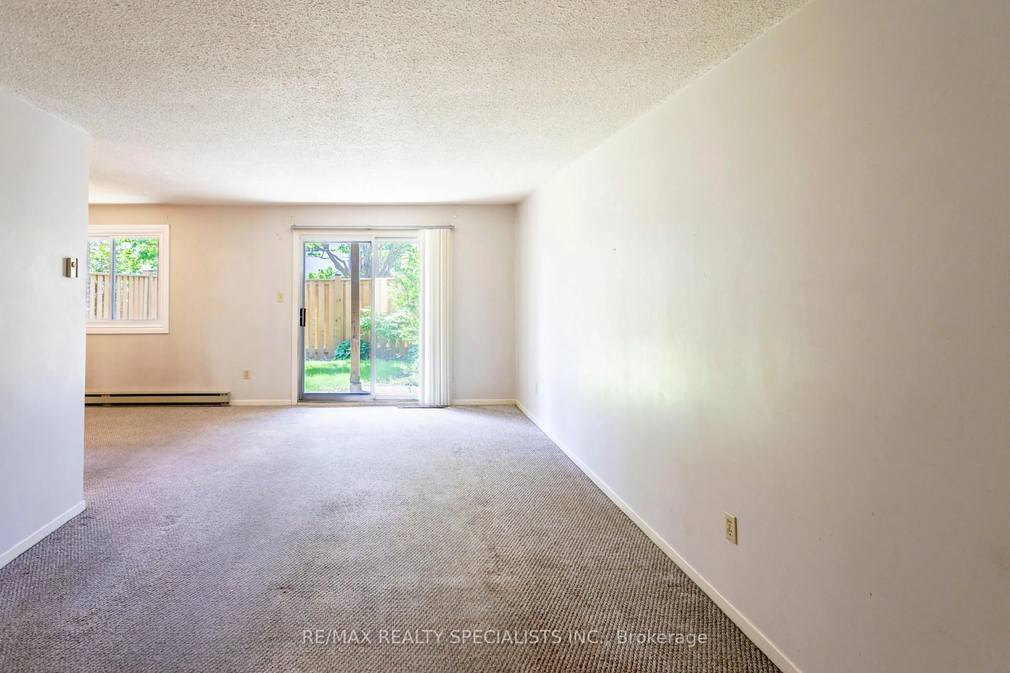A pic of a room for 6797 Formentera Ave #75, Mississauga Ontario L5N 2L6