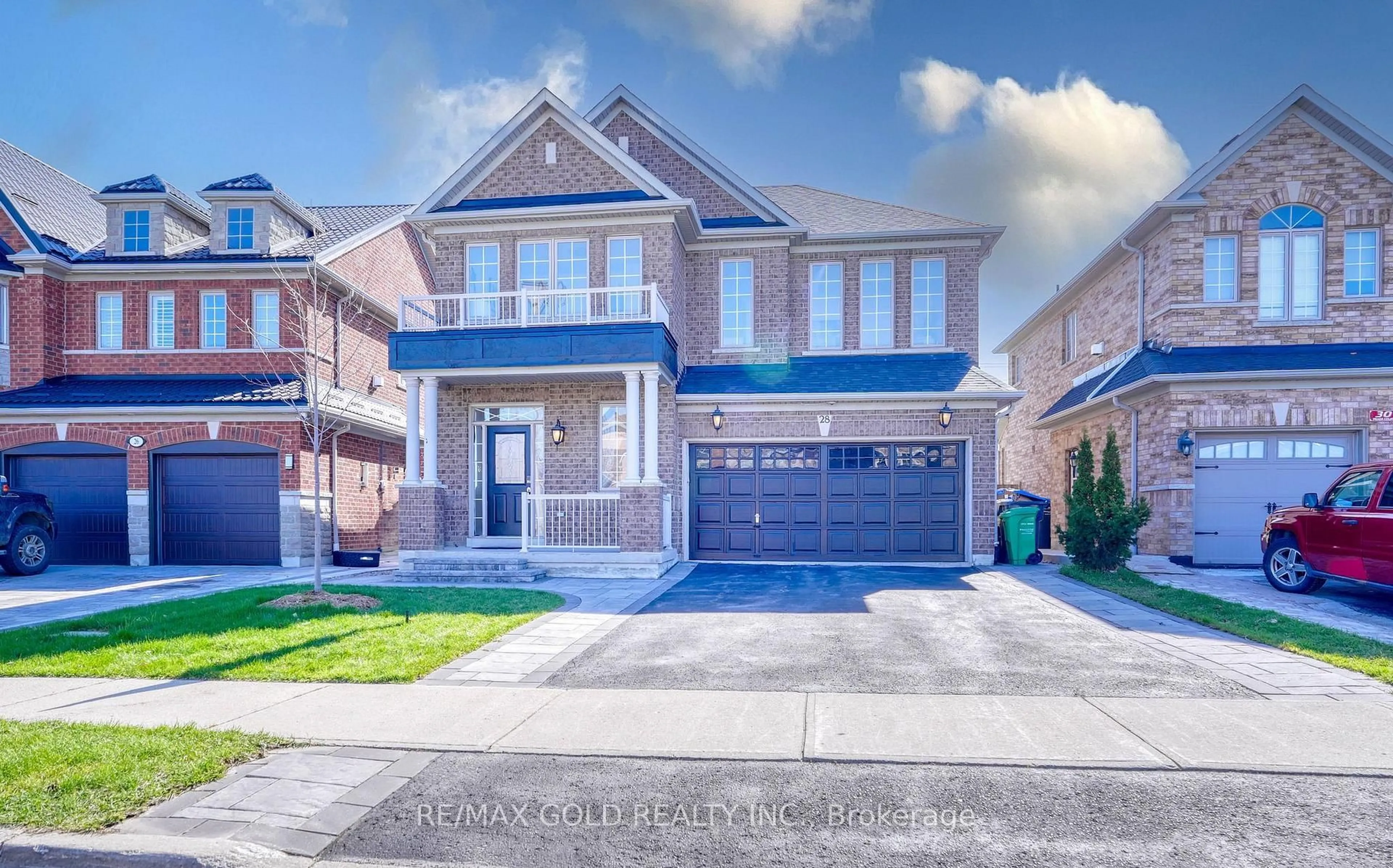 Home with brick exterior material, street for 28 Prada Crt, Brampton Ontario L6P 2K1