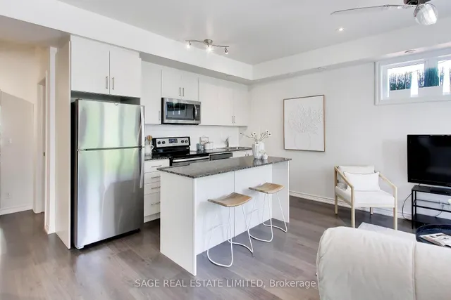 130 Long Branch Ave #2, Toronto 5