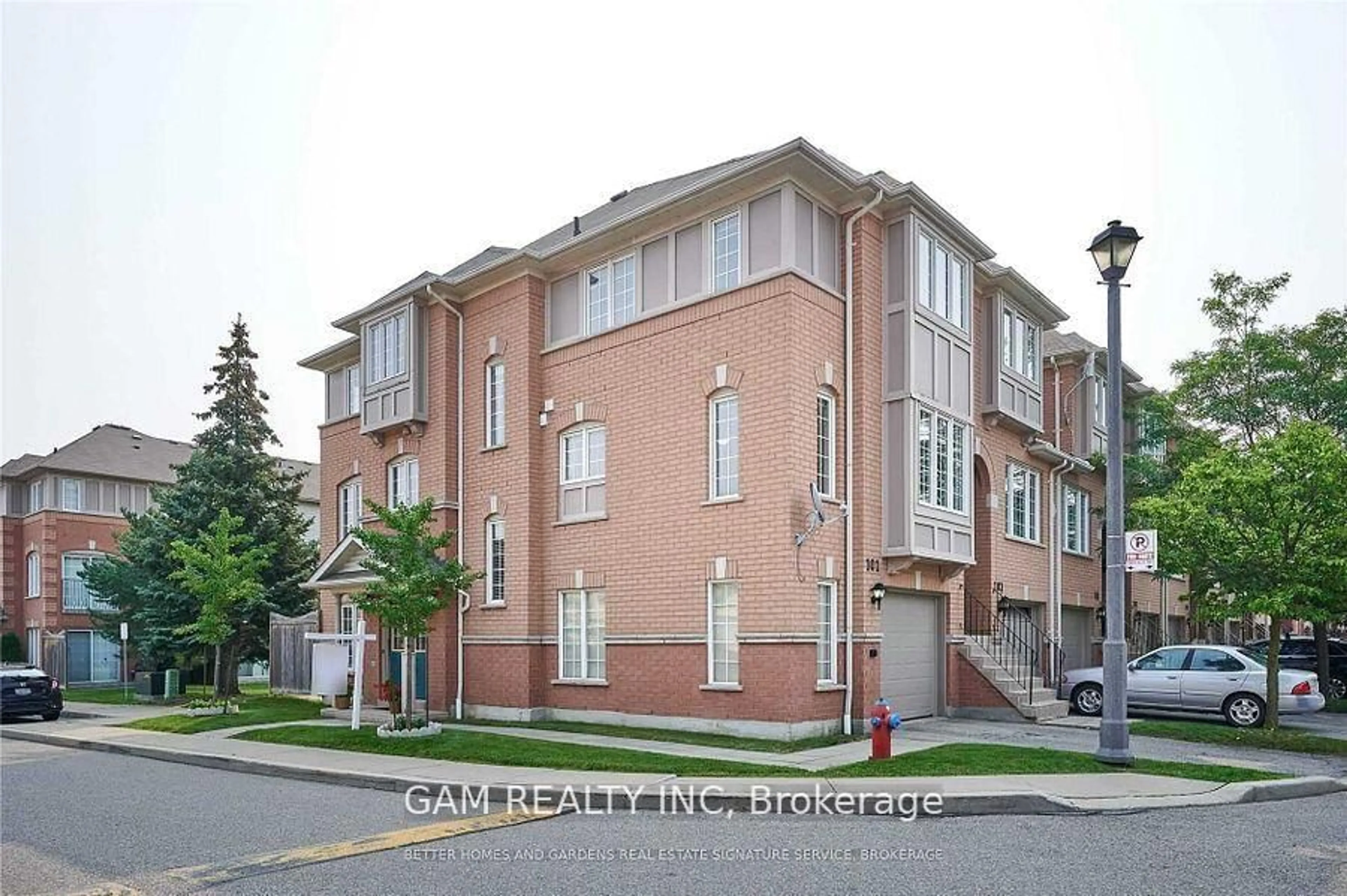 Home with brick exterior material, street for 5030 Heatherleigh Ave #101, Mississauga Ontario L5V 2G7