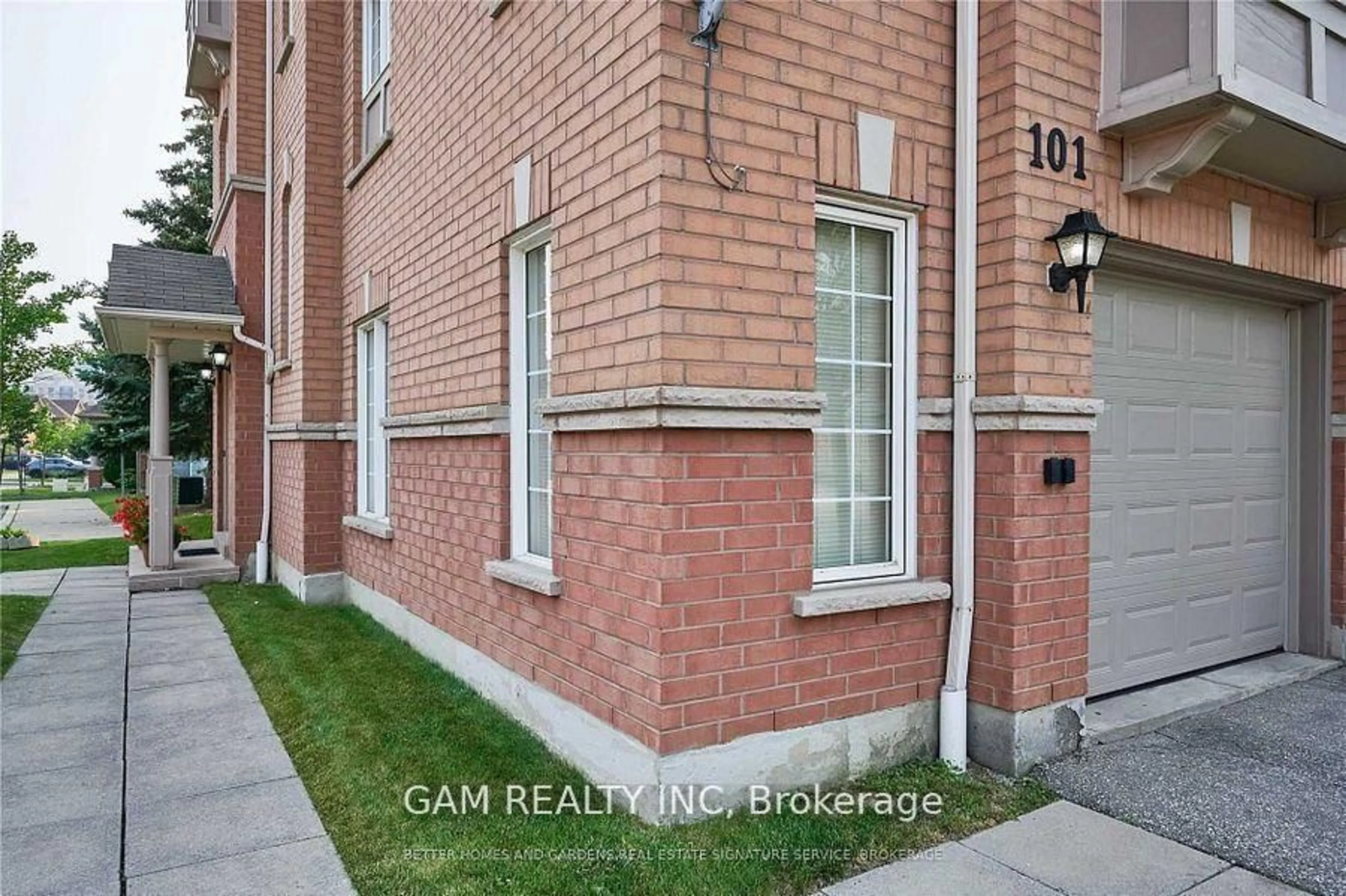 Home with brick exterior material, street for 5030 Heatherleigh Ave #101, Mississauga Ontario L5V 2G7