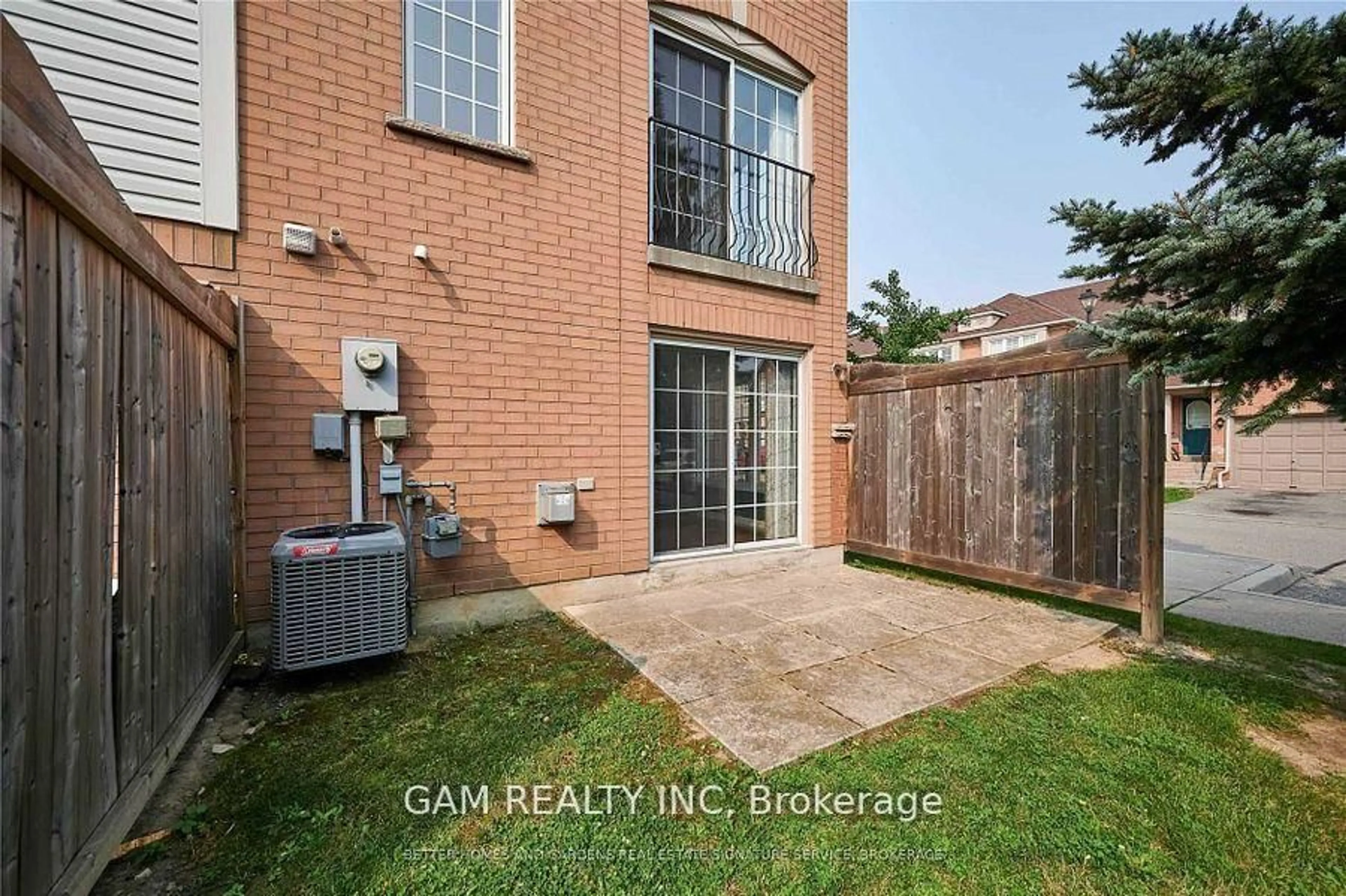 Home with brick exterior material, water/lake/river/ocean view for 5030 Heatherleigh Ave #101, Mississauga Ontario L5V 2G7