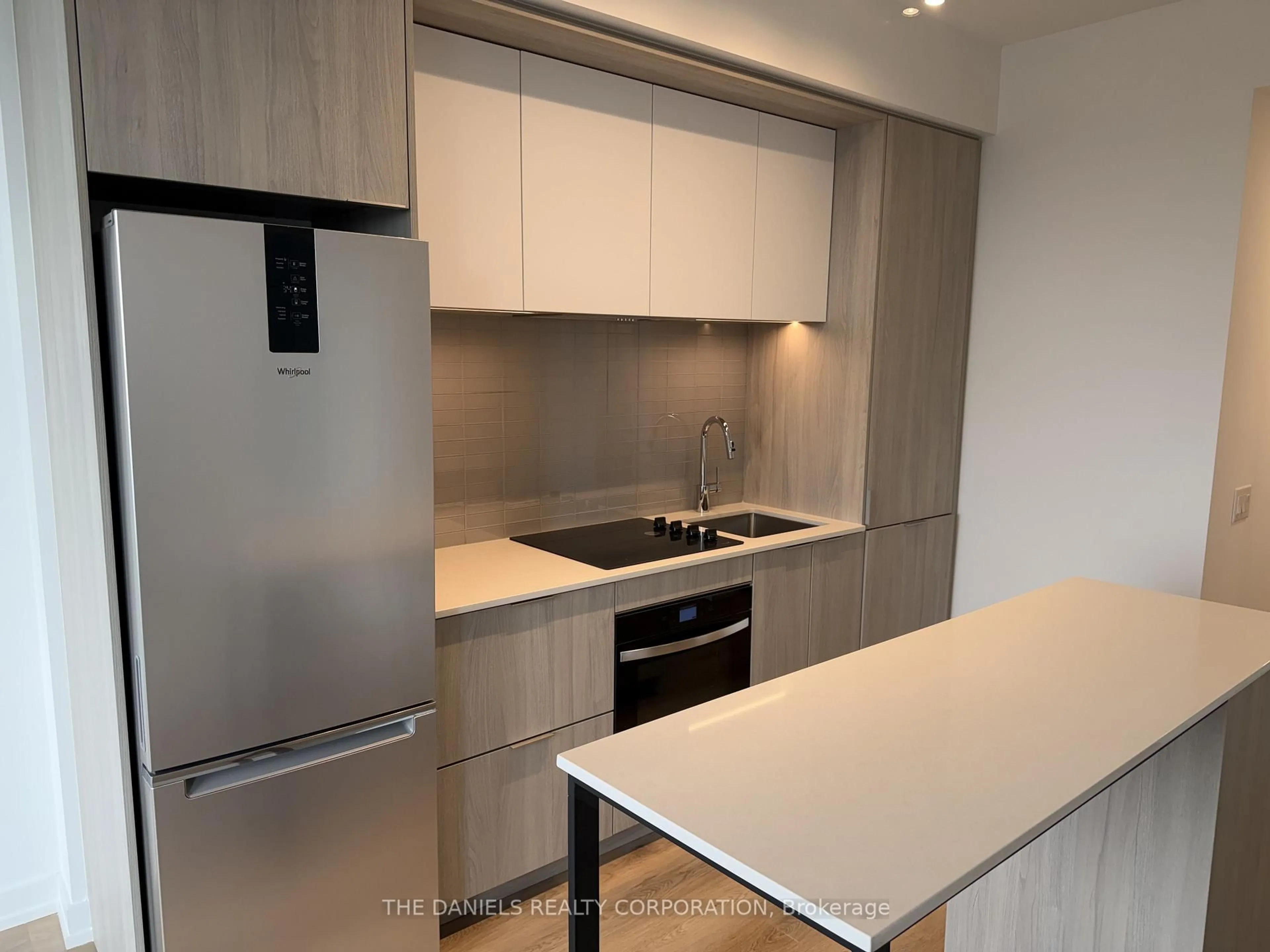 Standard kitchen, unknown for 395 Square One Dr #4401, Mississauga Ontario L5B 0P6