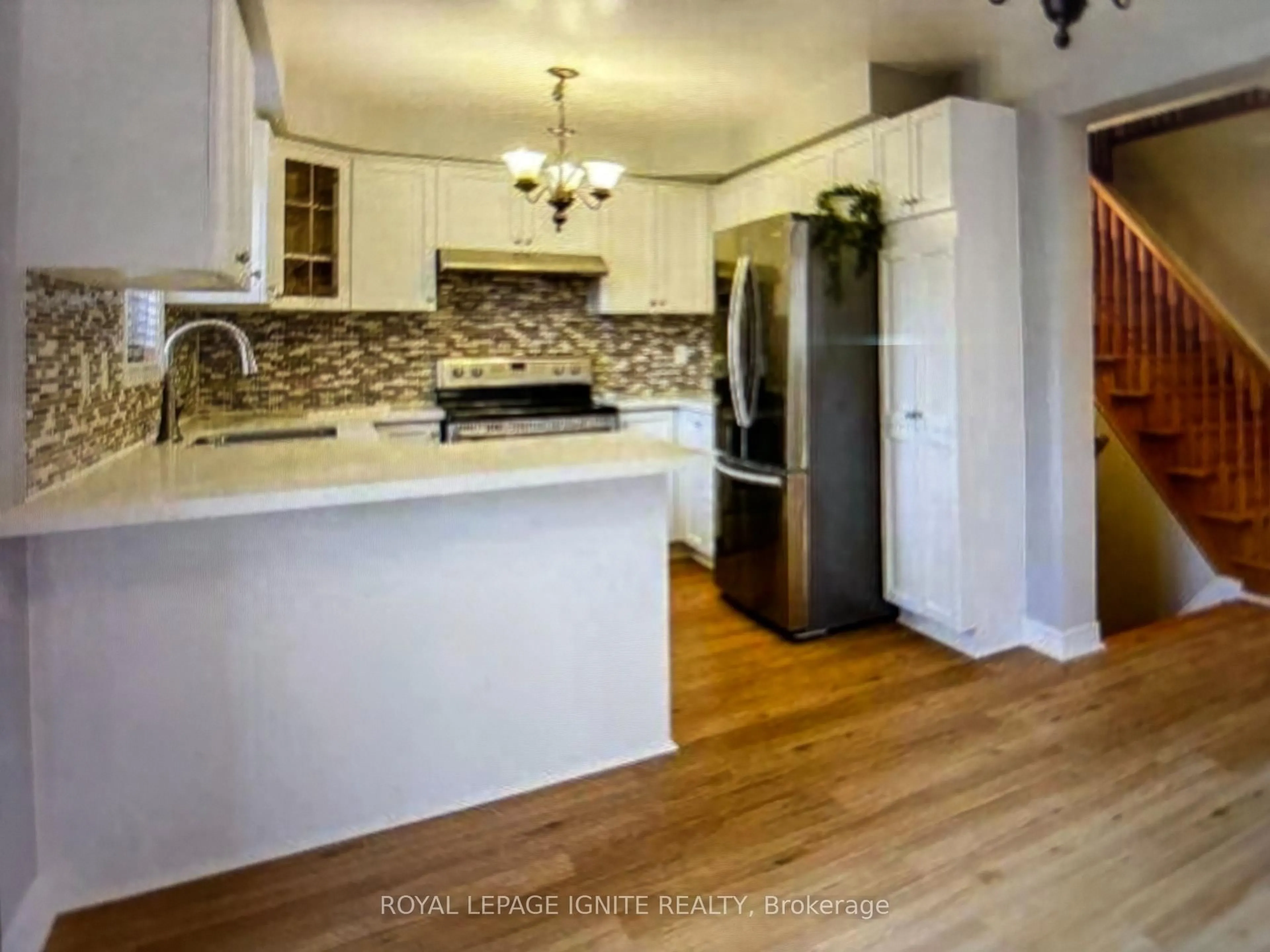 Open concept kitchen, unknown for 62 Trevino Cres, Brampton Ontario L6P 1L9
