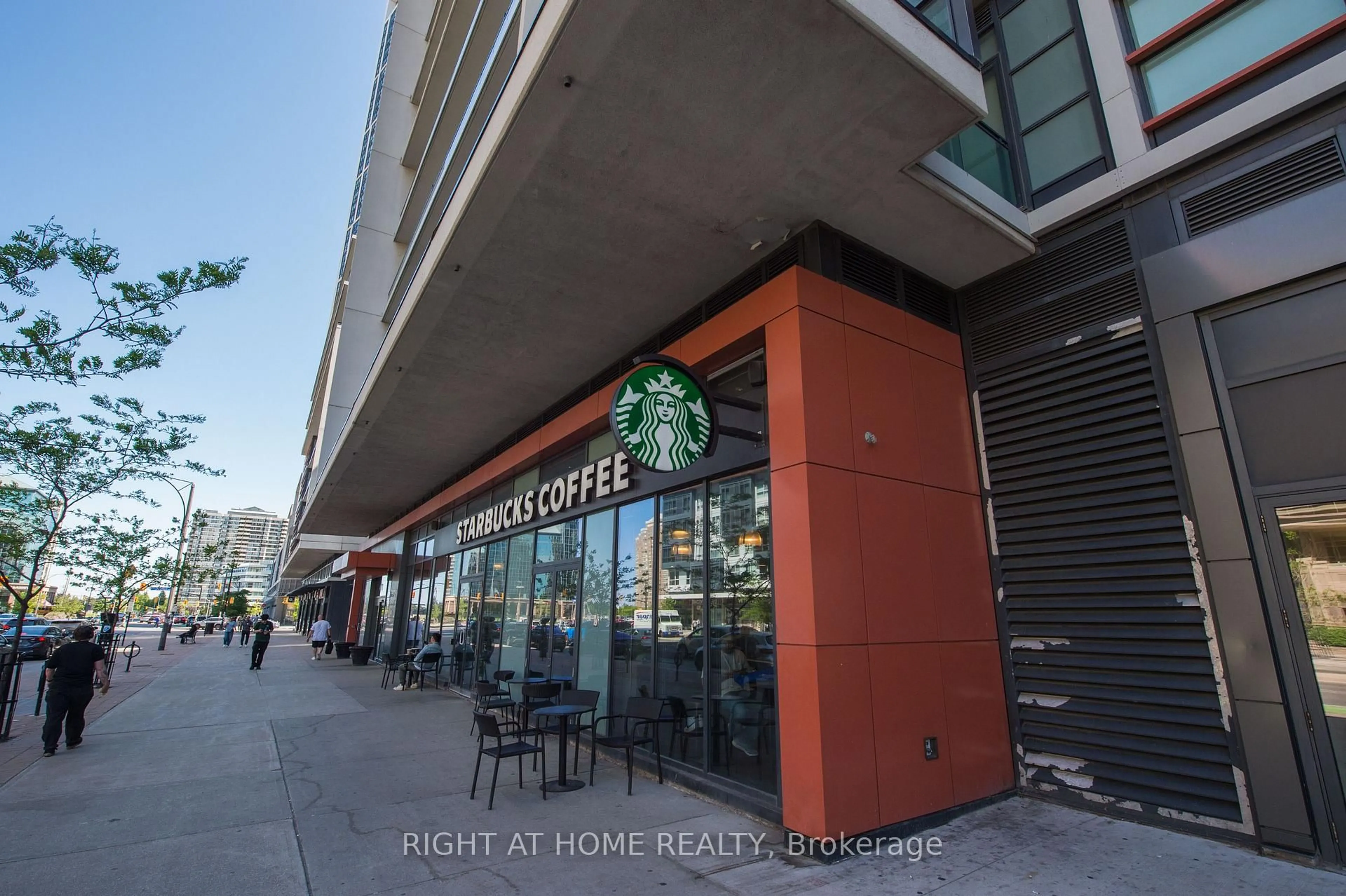 Patio, street for 4065 Confederation Pkwy #2507, Mississauga Ontario L5B 4N1