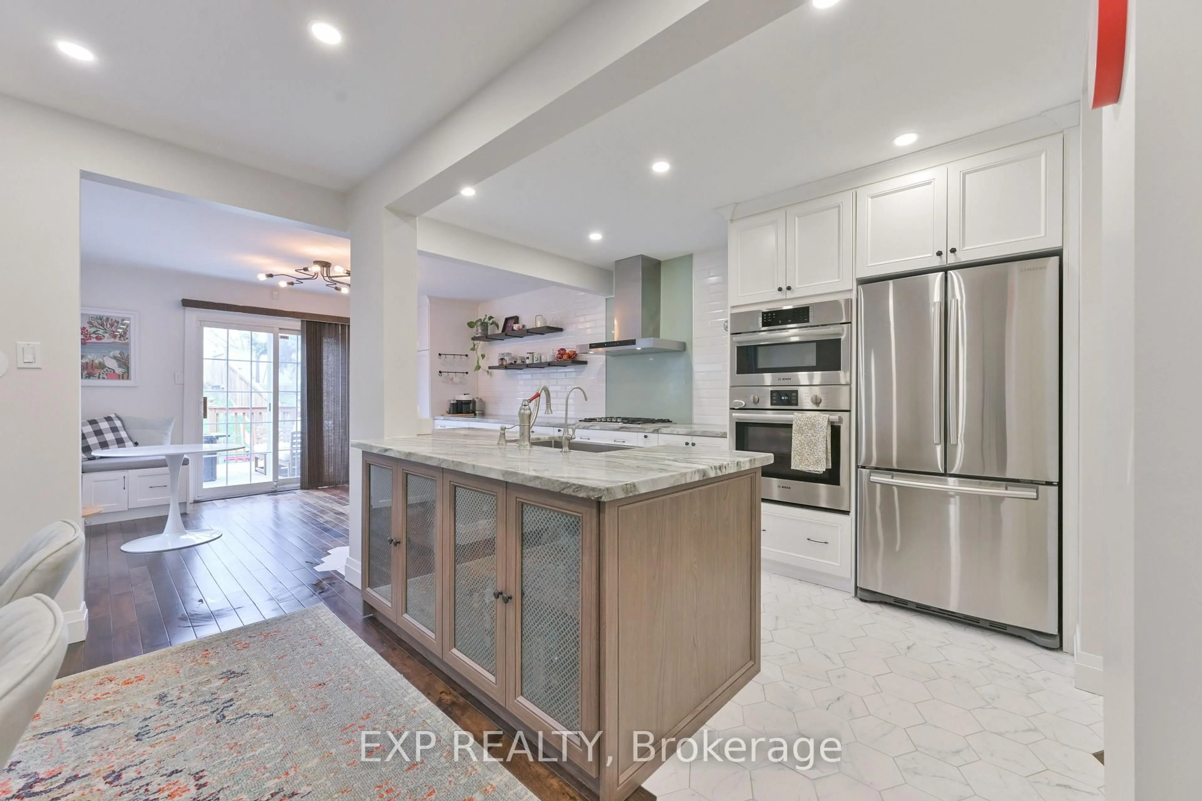 Open concept kitchen, ceramic/tile floor for 1474 Prince John Circ, Oakville Ontario L6J 5S8
