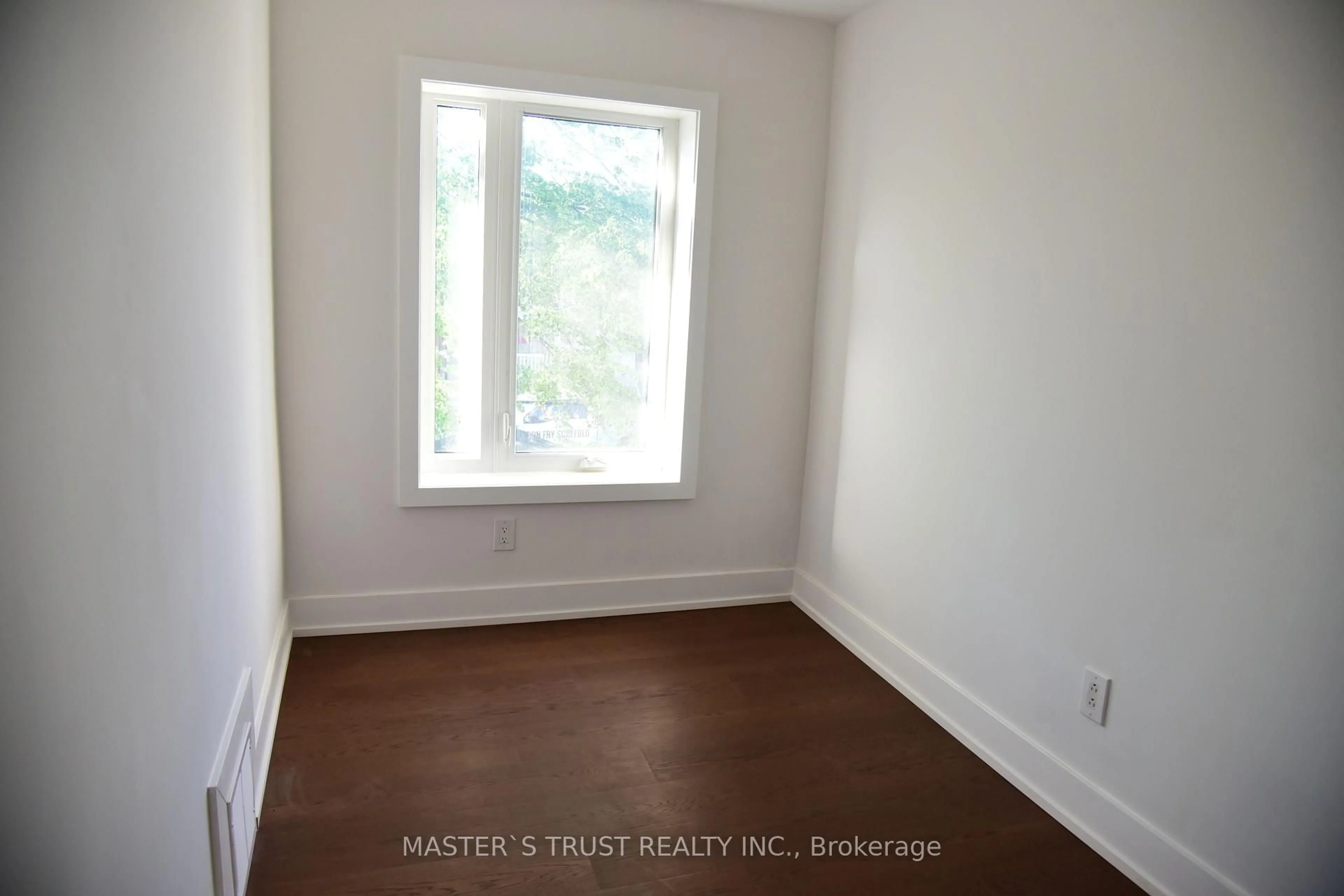 A pic of a room for 19 Emmett Ave, Toronto Ontario M6M 2E3