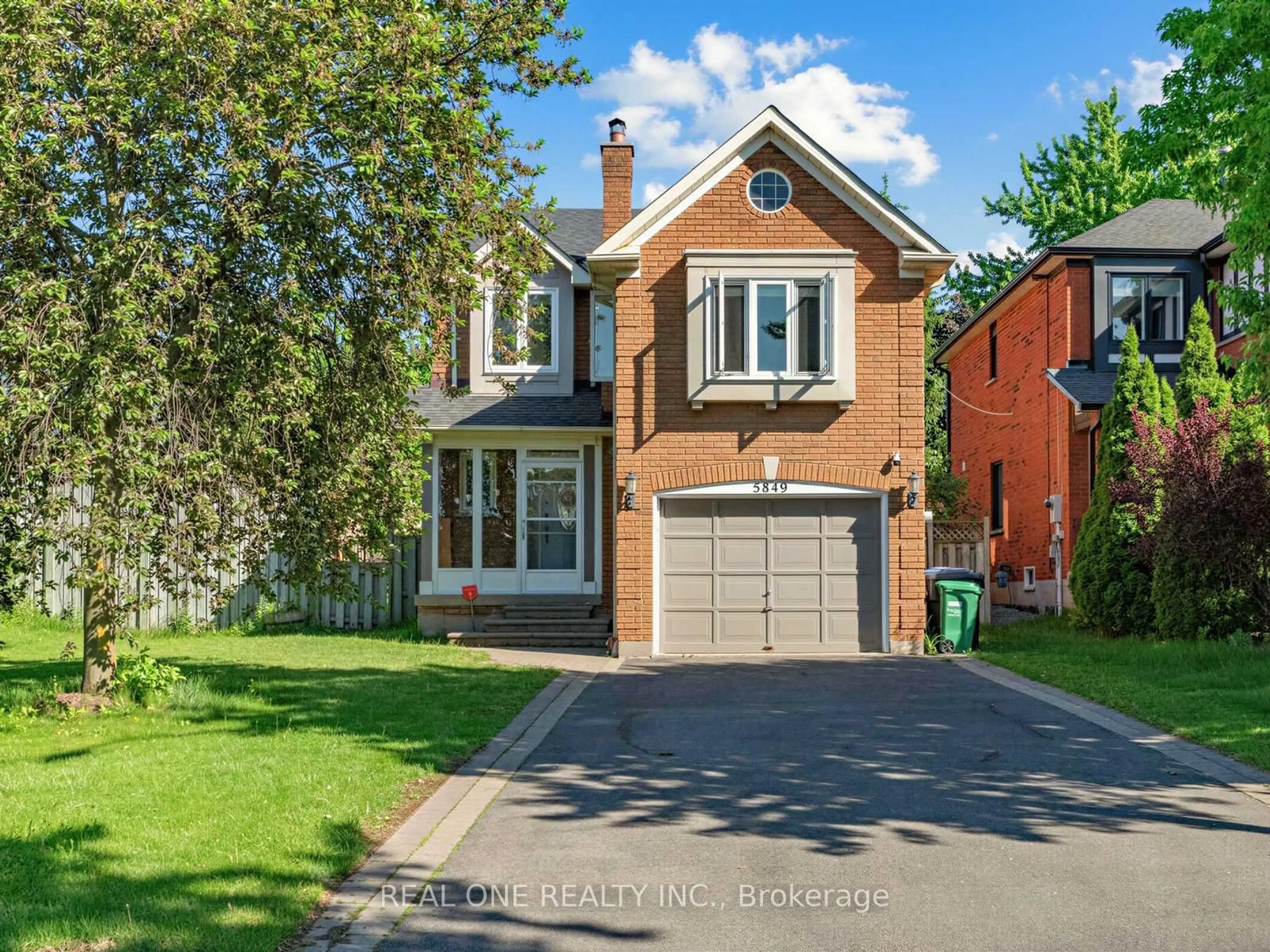 Home with brick exterior material, street for 5849 Chorley Pl, Mississauga Ontario L5M 5L7