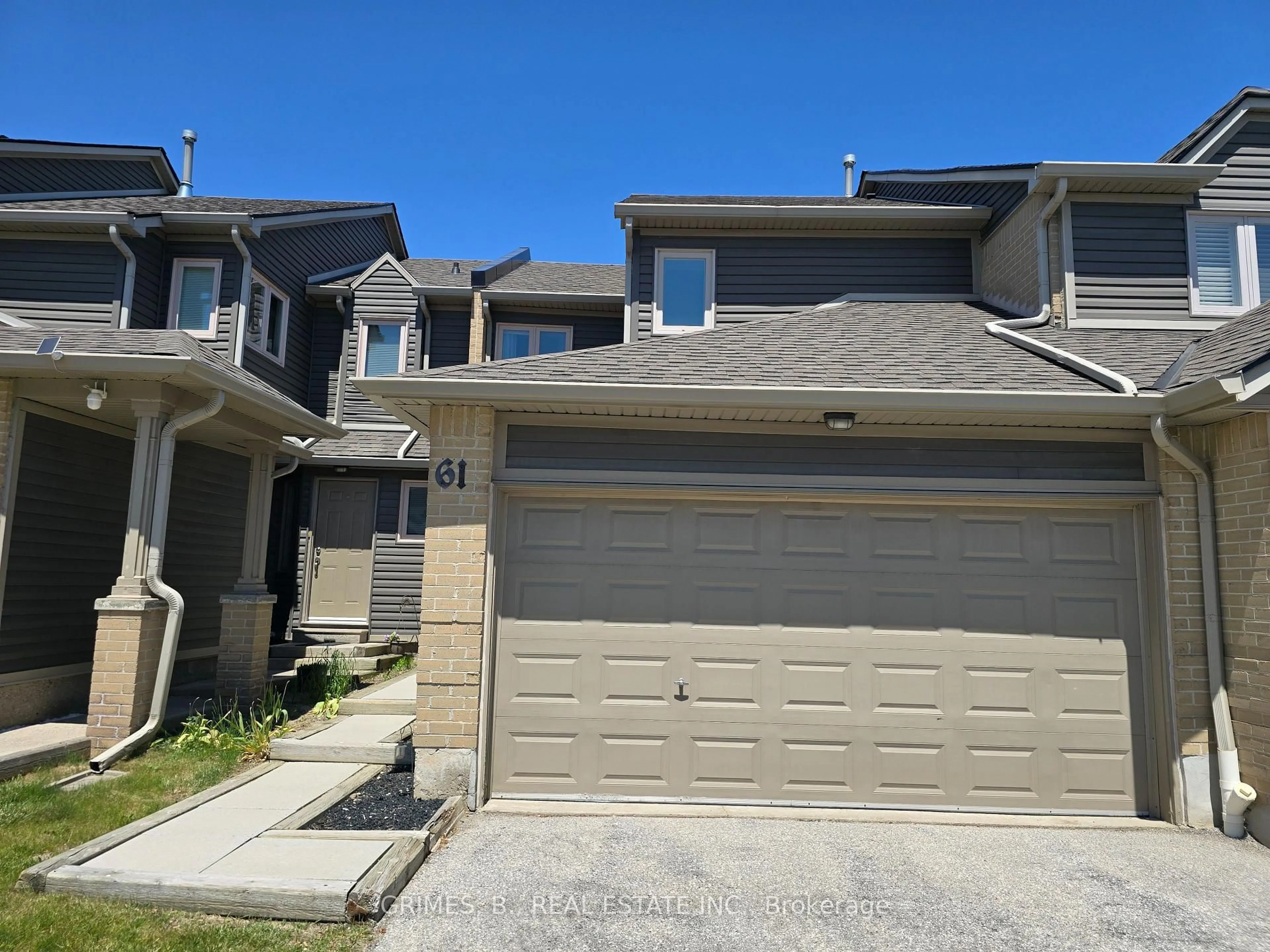 A pic from outside/outdoor area/front of a property/back of a property/a pic from drone, street for 3600 Colonial Dr #61, Mississauga Ontario L5L 5P5