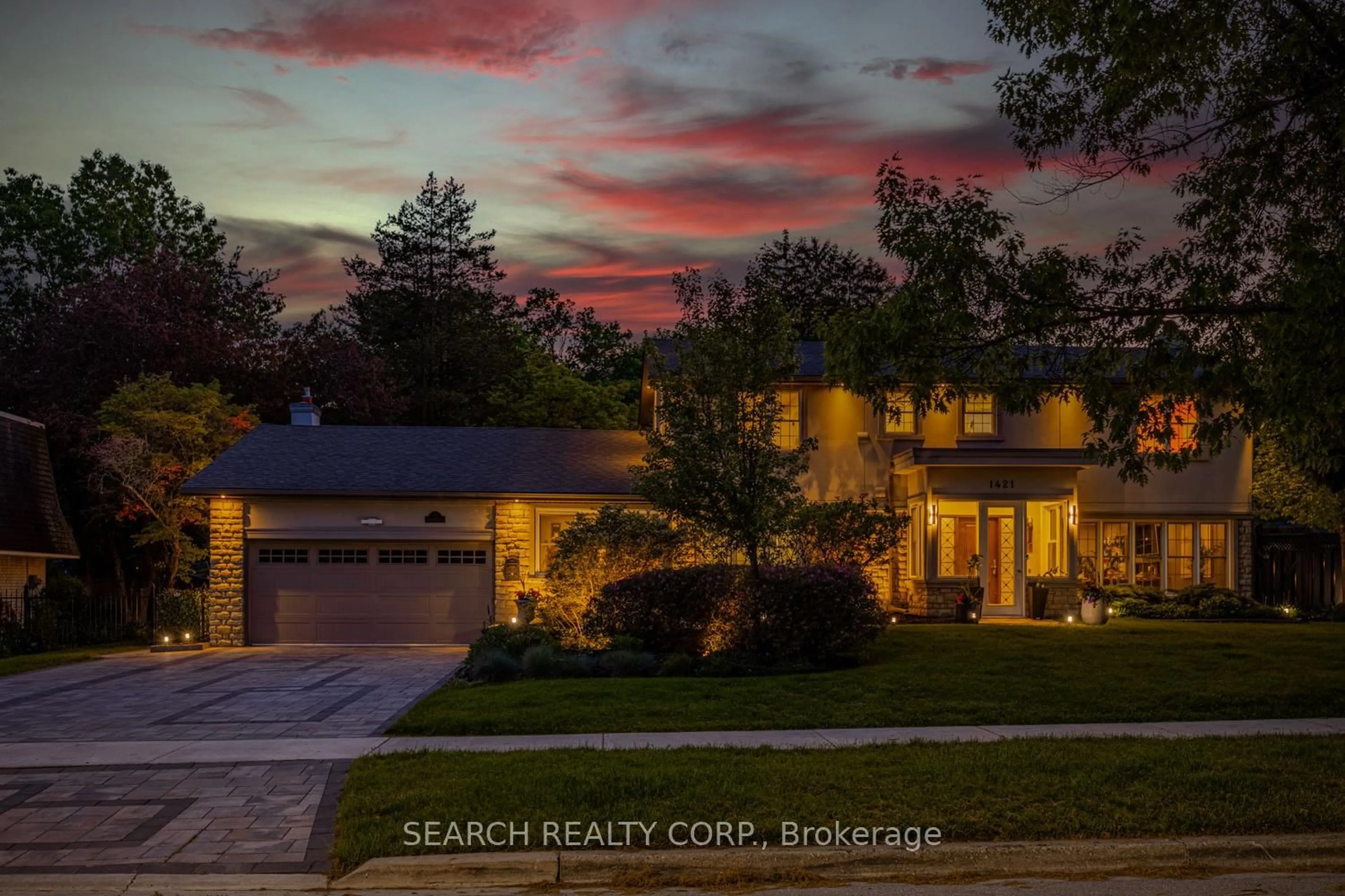 Home with brick exterior material, street for 1421 Watersedge Rd, Mississauga Ontario L5J 1A3