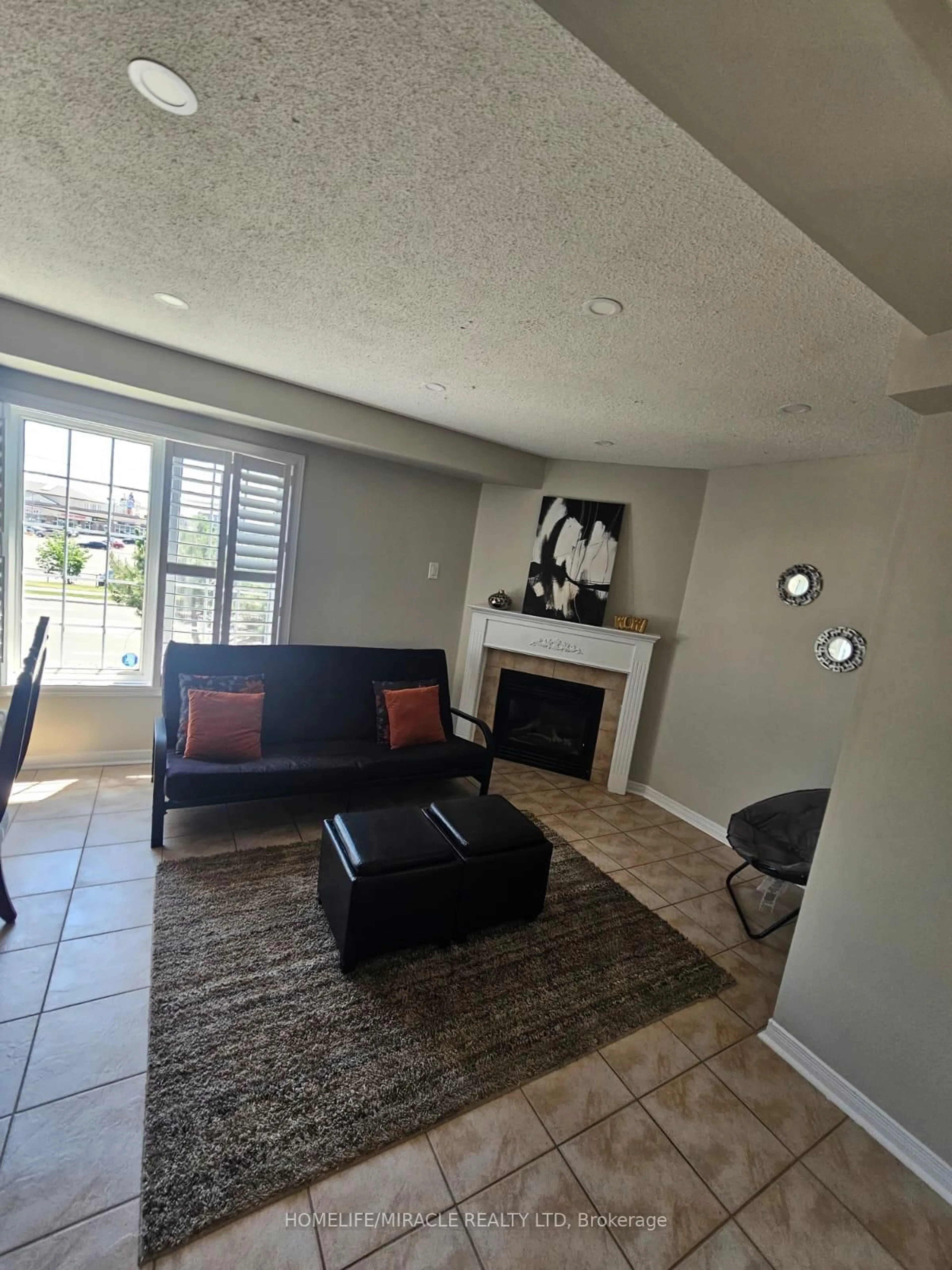 Living room with furniture, unknown for 22 Domenico Cres, Brampton Ontario L6P 1H5