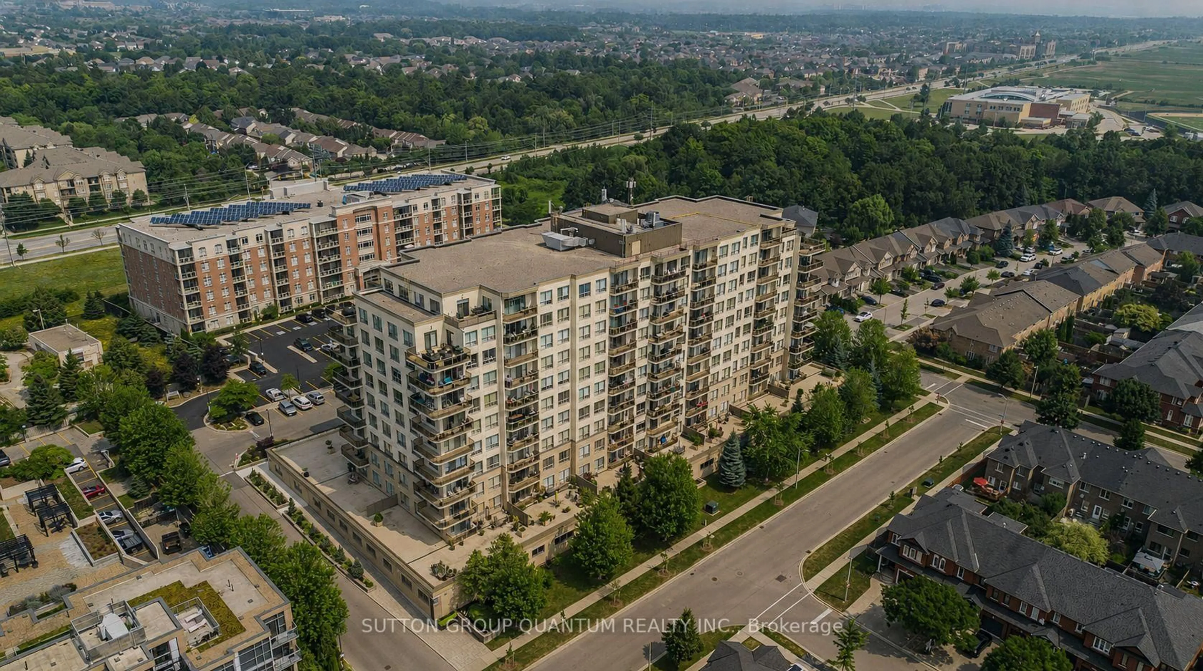 A pic from outside/outdoor area/front of a property/back of a property/a pic from drone, city buildings view from balcony for 1998 Ironstone Dr #414, Burlington Ontario L7L 7P7