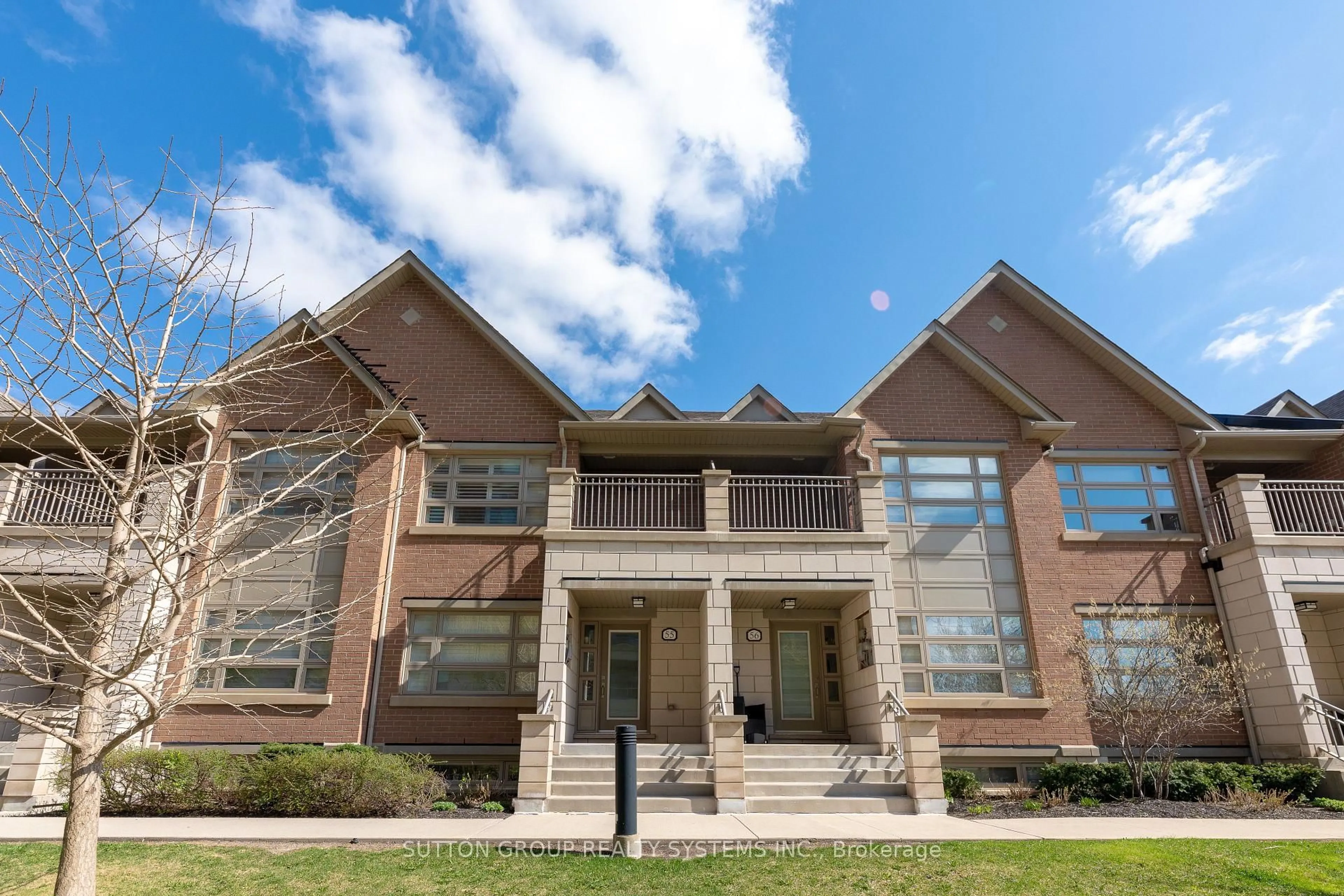 Home with brick exterior material, building for 2460 Prince Michael Dr #55, Oakville Ontario L6H 0G8