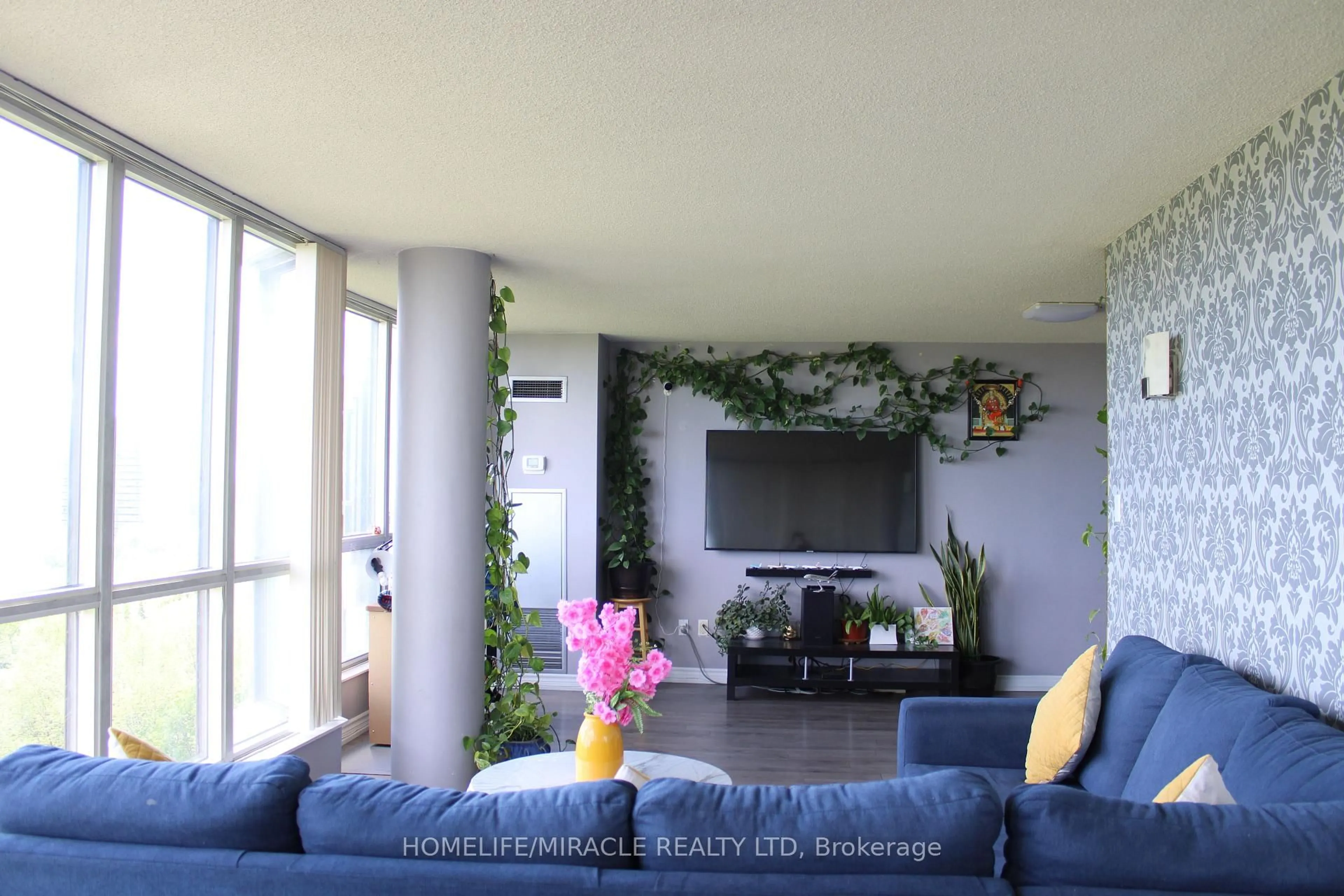 Living room with furniture, unknown for 3 Rowntree Rd #1211, Toronto Ontario M9V 5G8