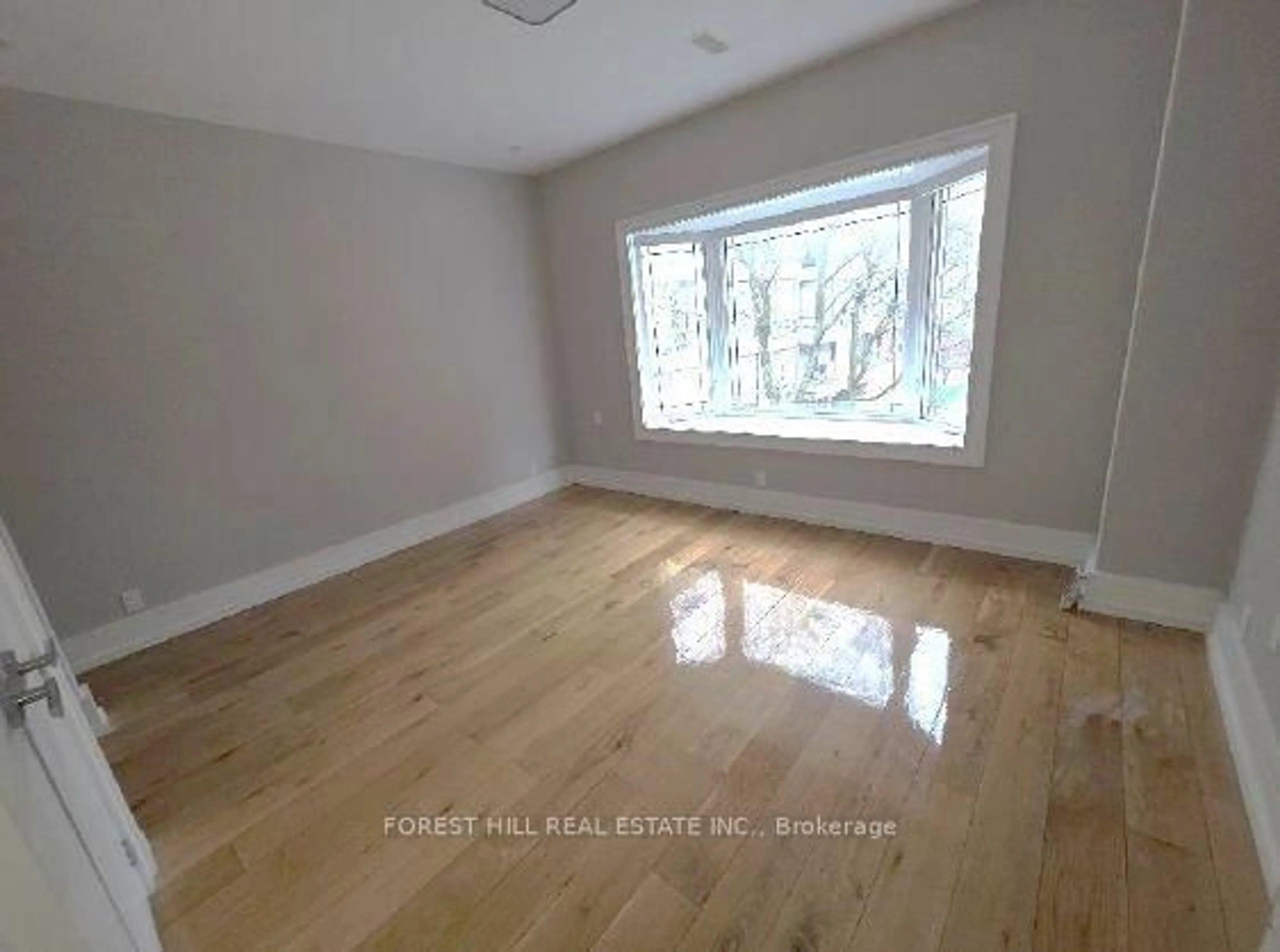 A pic of a room for 17 Kennedy Park Rd, Toronto Ontario M6P 3H2