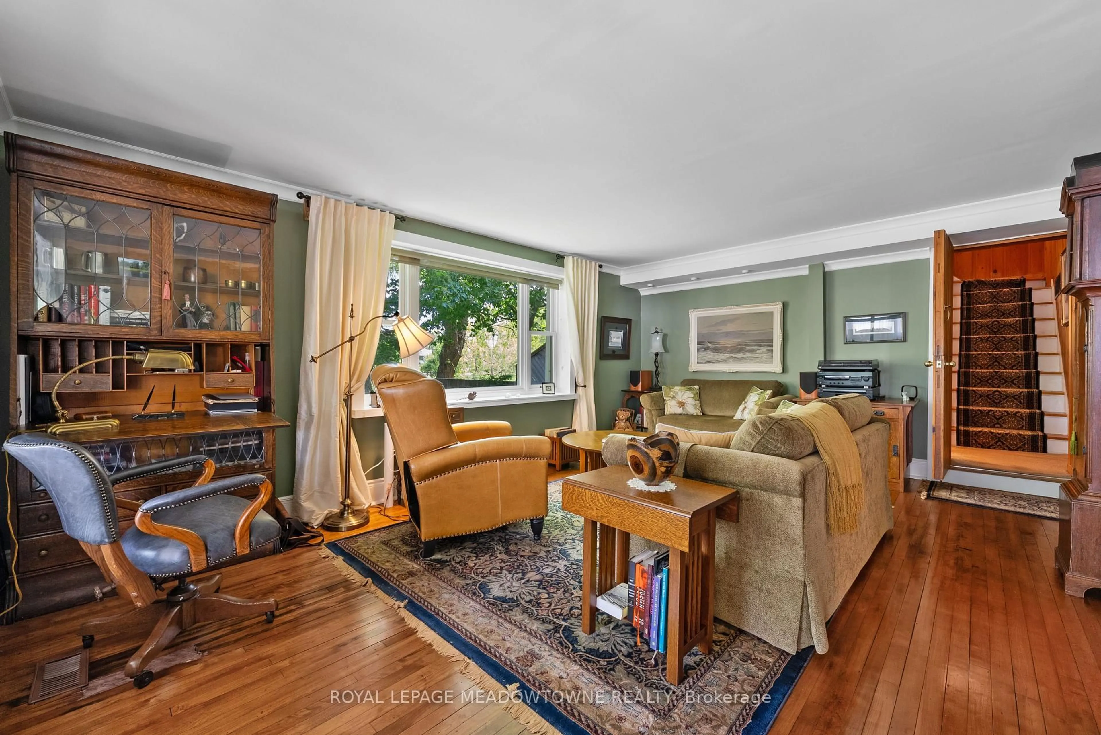 Living room with furniture, unknown for 7736 Churchville Rd, Brampton Ontario L6Y 0B5