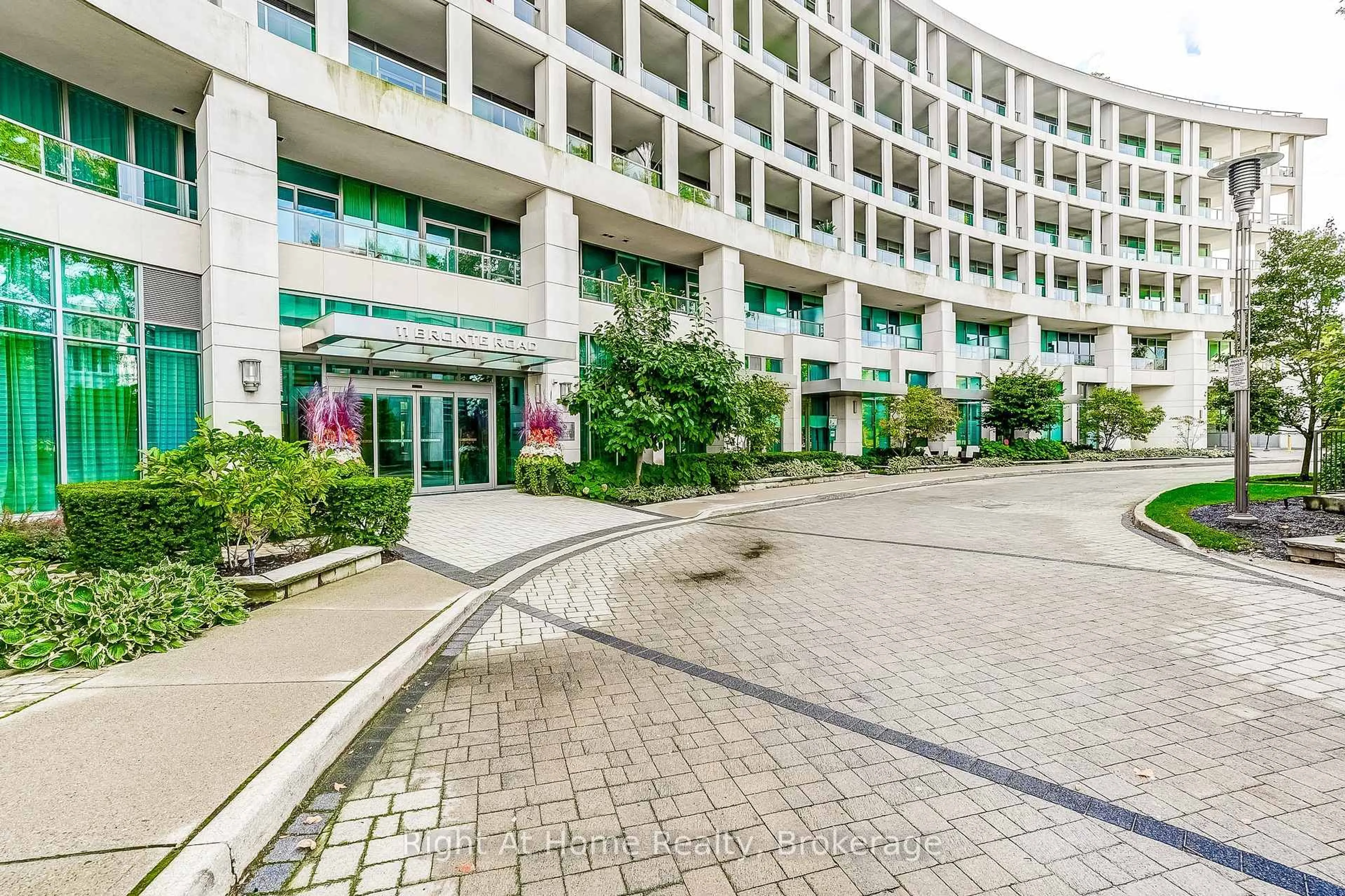 Unknown for 11 Bronte Rd #201, Oakville Ontario L6L 0E1