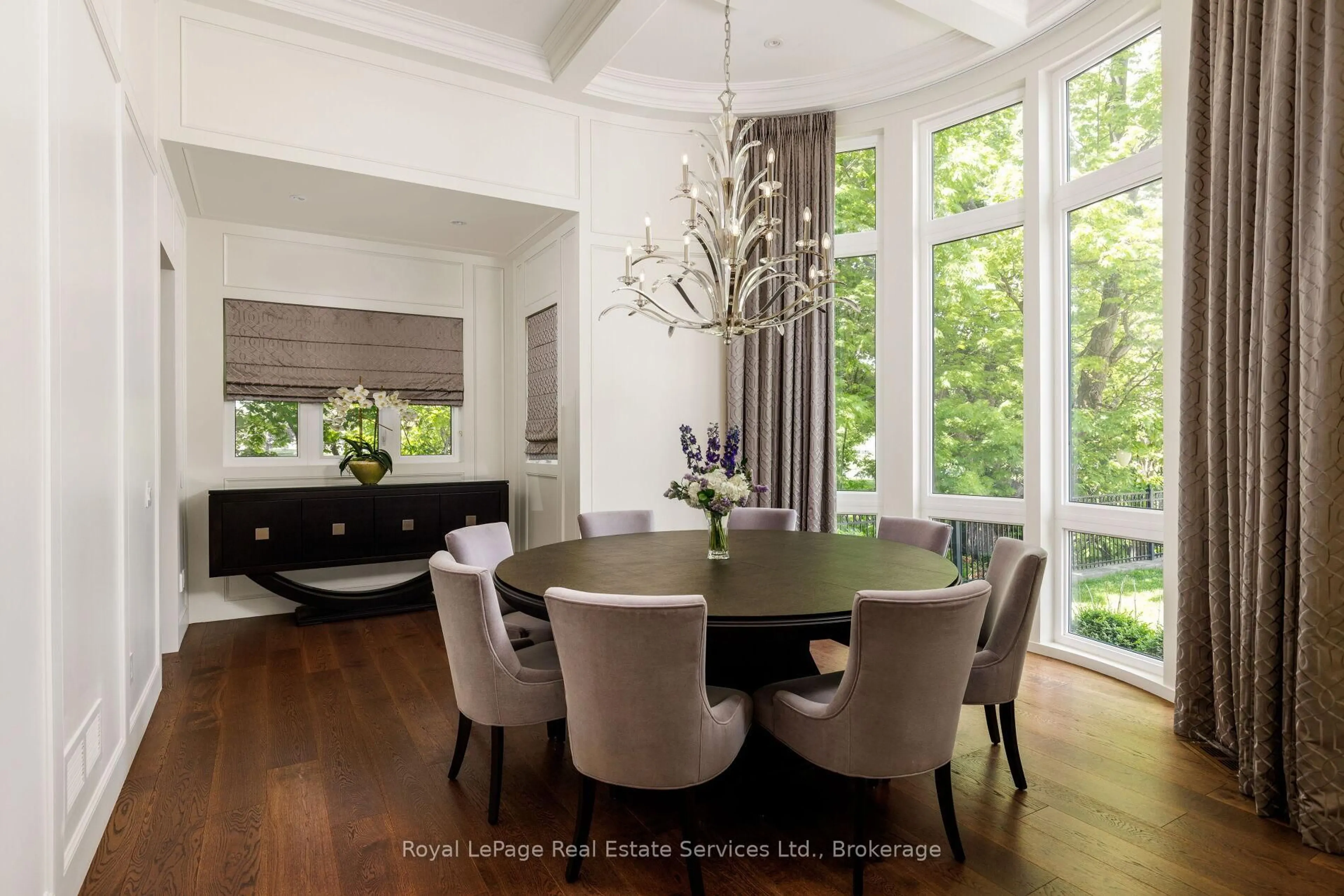 Dining room, wood/laminate floor for 456 Lakeshore Rd #5, Oakville Ontario L6K 1G5