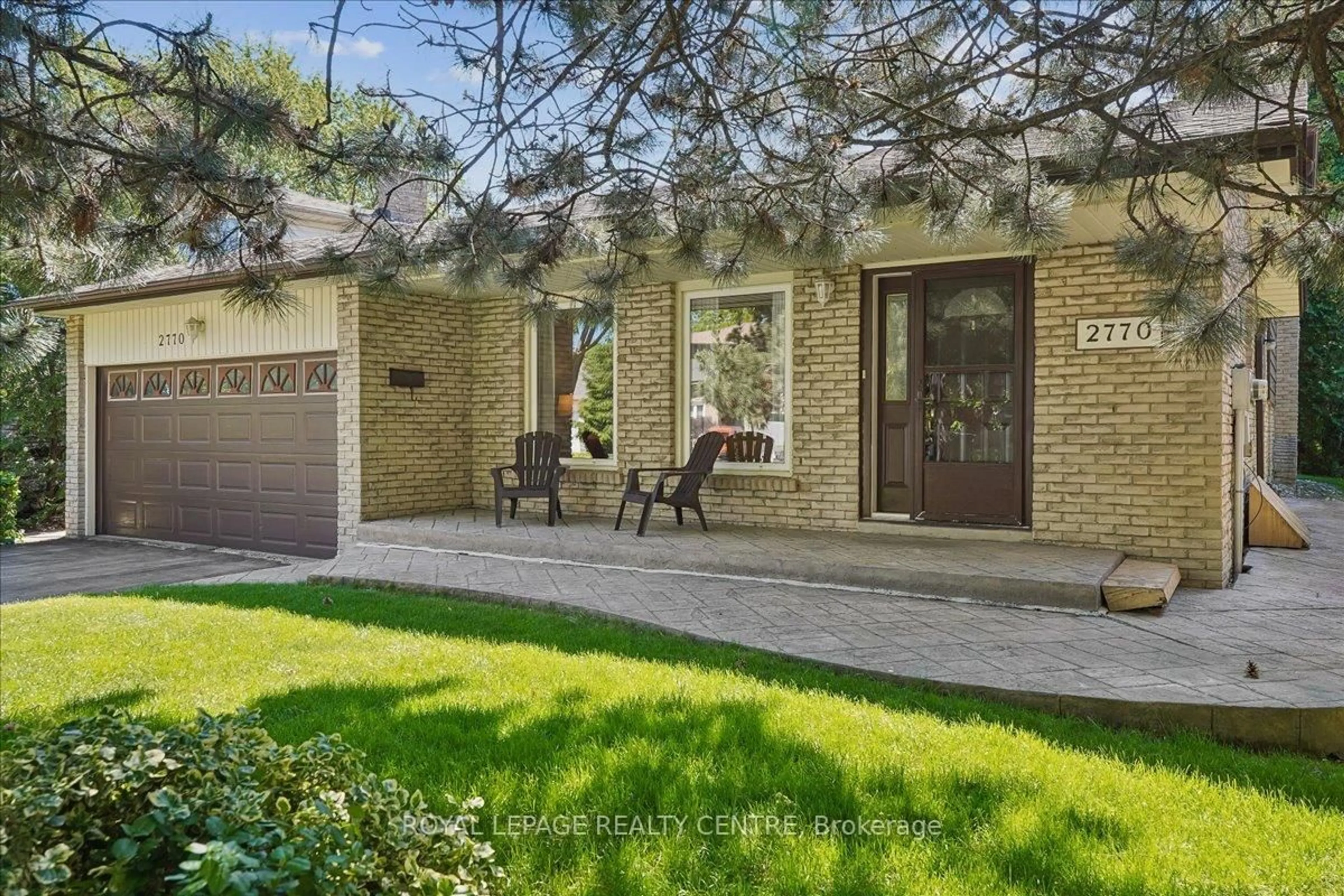 Home with brick exterior material, street for 2770 Council Ring Rd, Mississauga Ontario L5L 1V5