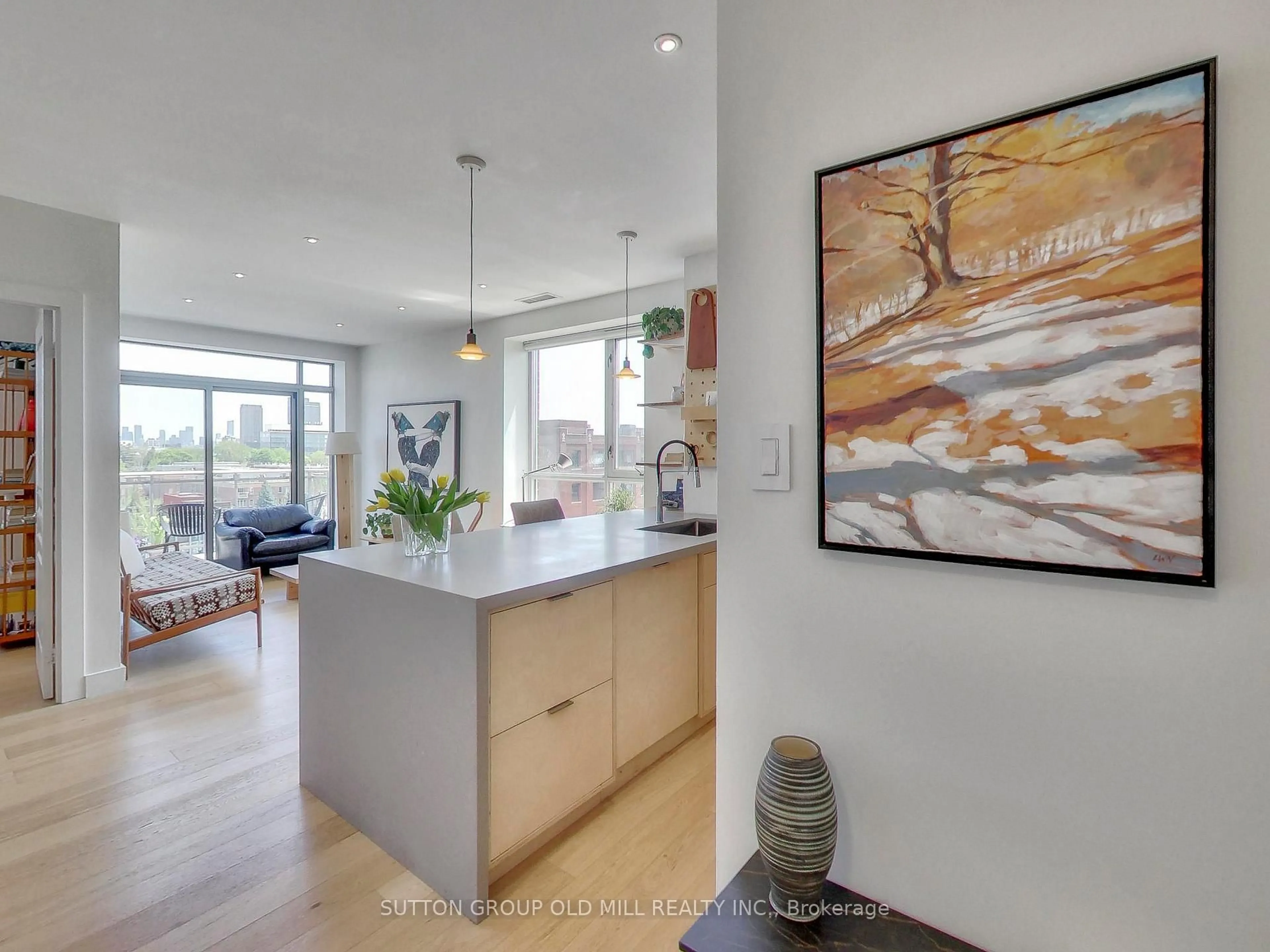 Contemporary kitchen, unknown for 2495 Dundas St #712, Toronto Ontario M6P 1X4