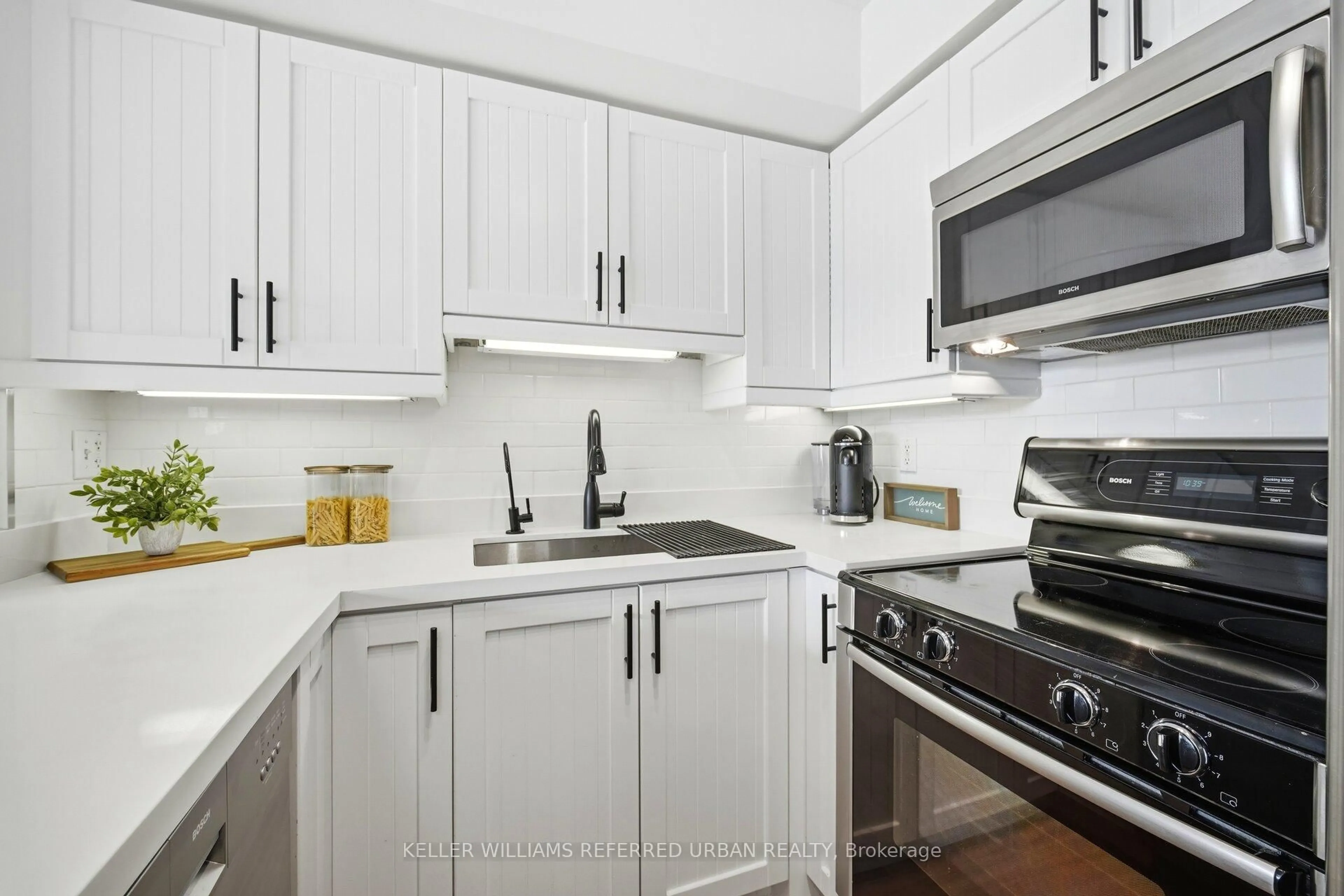 Standard kitchen, ceramic/tile floor for 125 George Appleton Way #2020, Toronto Ontario M3M 0A2