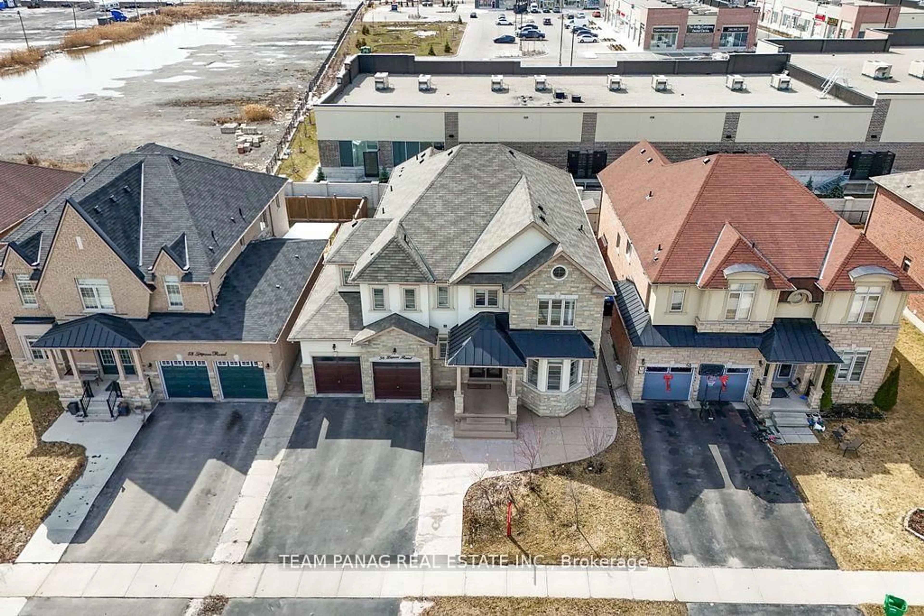 A pic from outside/outdoor area/front of a property/back of a property/a pic from drone, street for 56 Leparc Rd, Brampton Ontario L6P 2K7