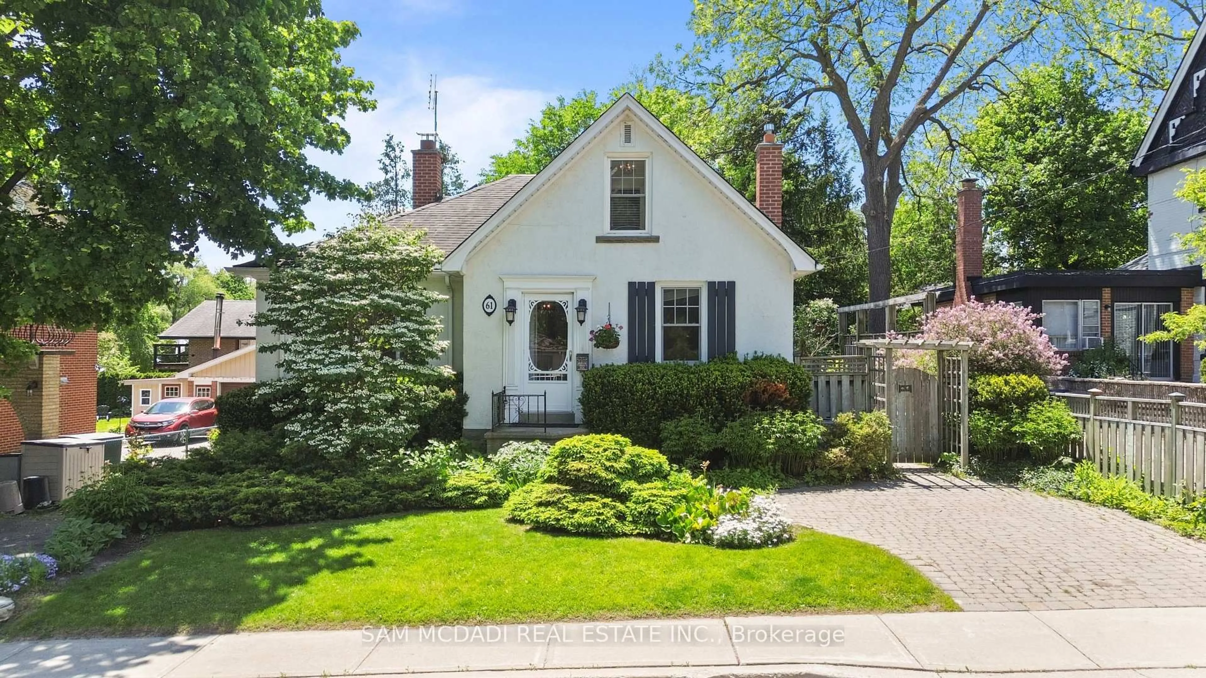 Home with brick exterior material, street for 61 Chapel St, Brampton Ontario L6W 2H5