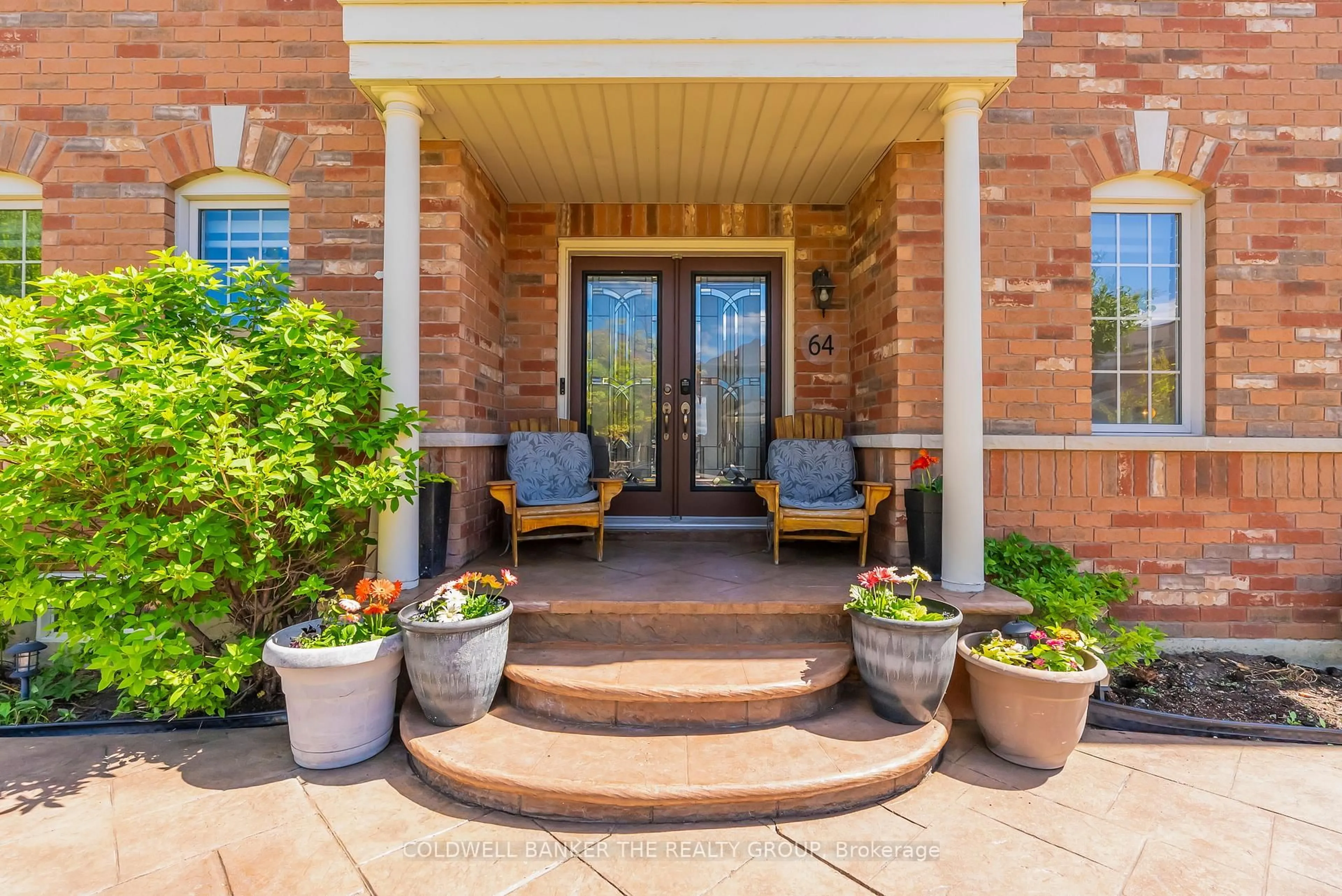 Indoor entryway for 64 Calderstone Rd, Brampton Ontario L6P 2P1
