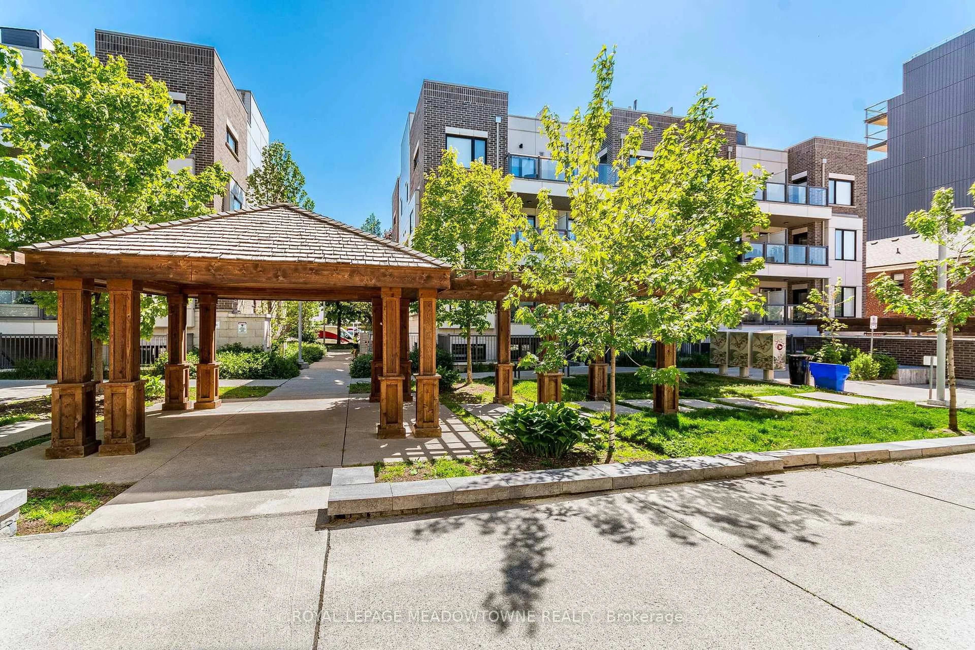 Patio, street for 6 Drummond St #311, Toronto Ontario M8V 2V9
