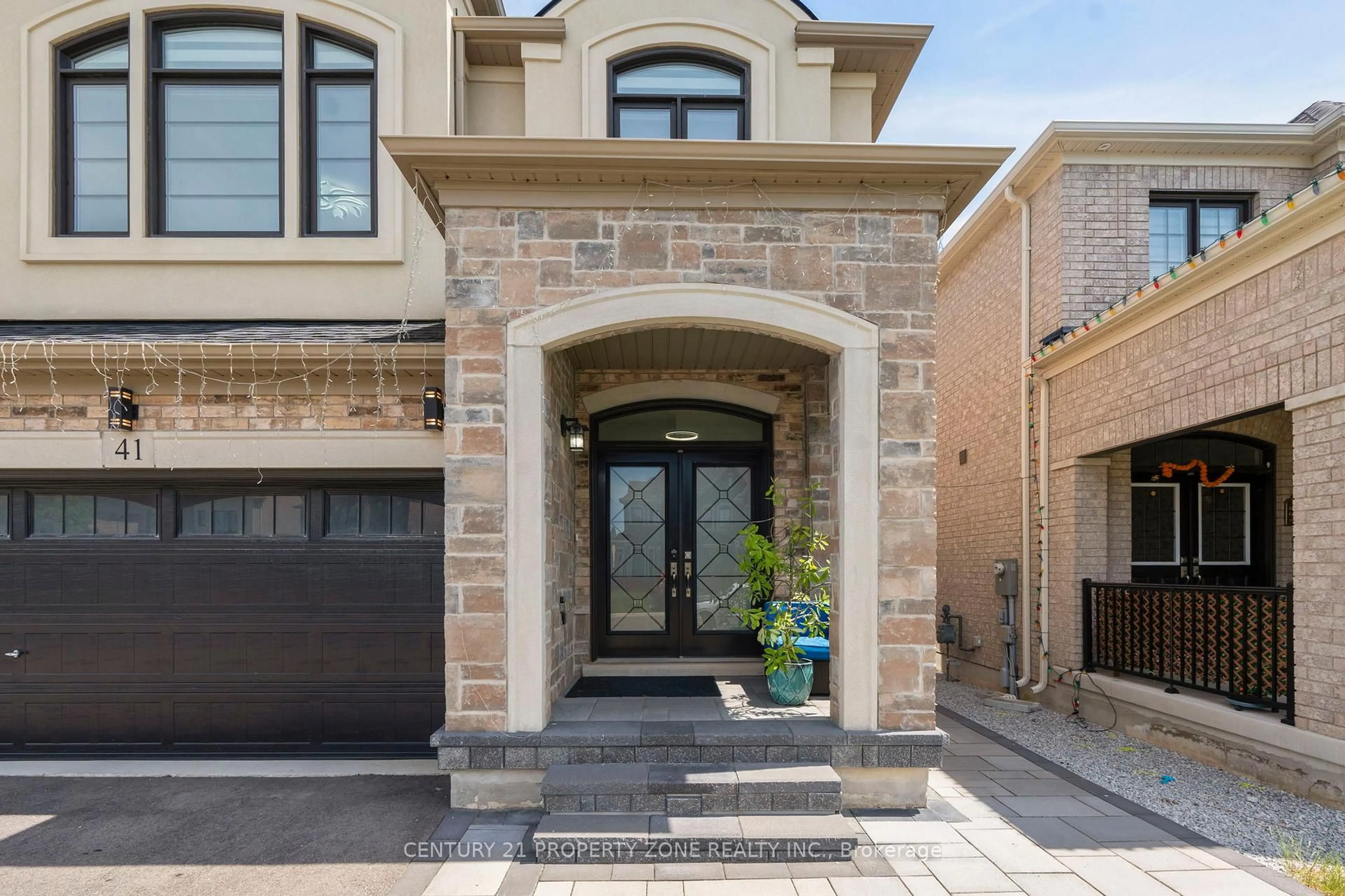 Home with brick exterior material, street for 41 Merrimac Dr, Brampton Ontario L6Y 6K4