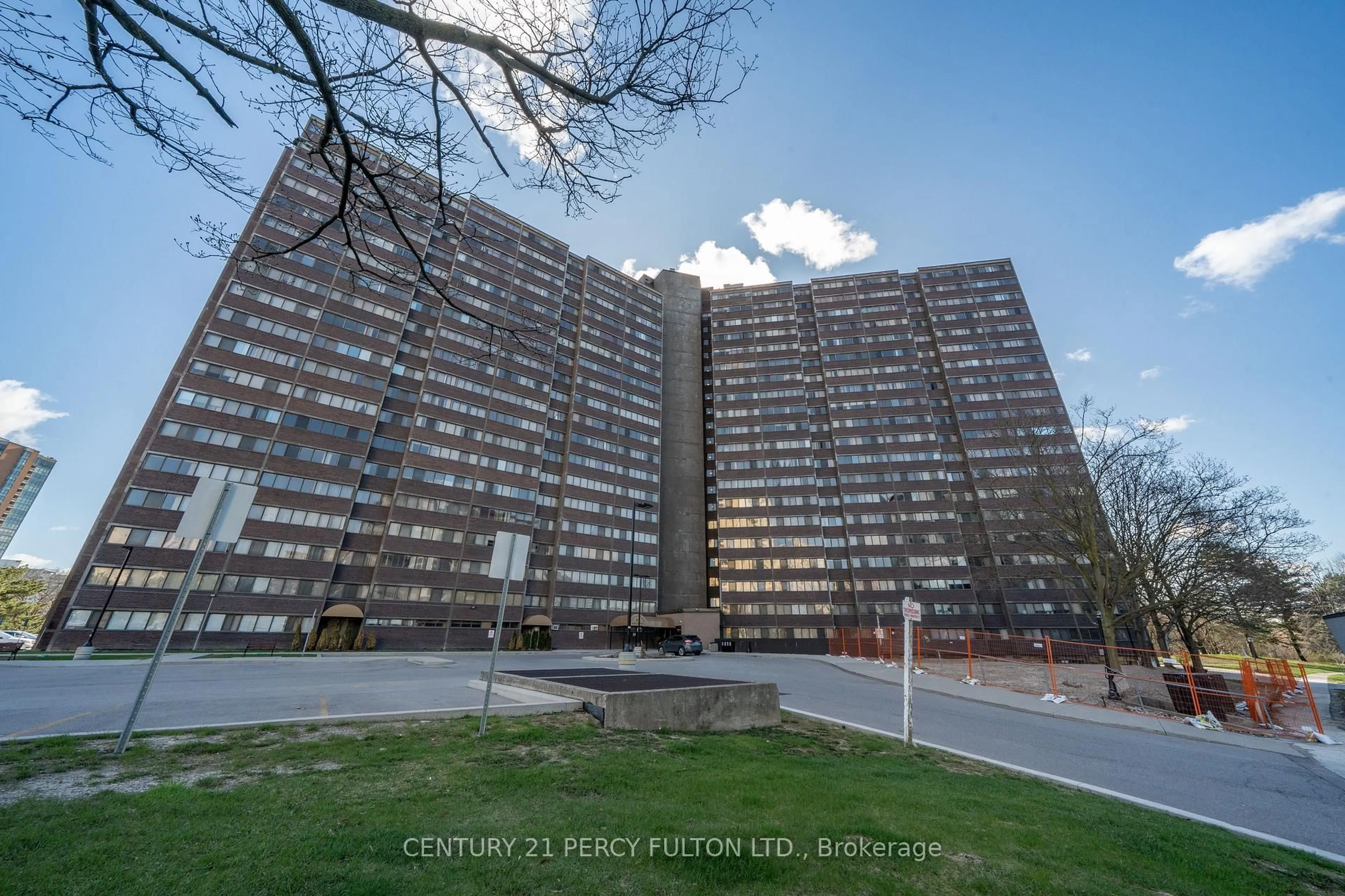 Unknown for 11 Wincott Dr #PH 12, Toronto Ontario M9R 2R9