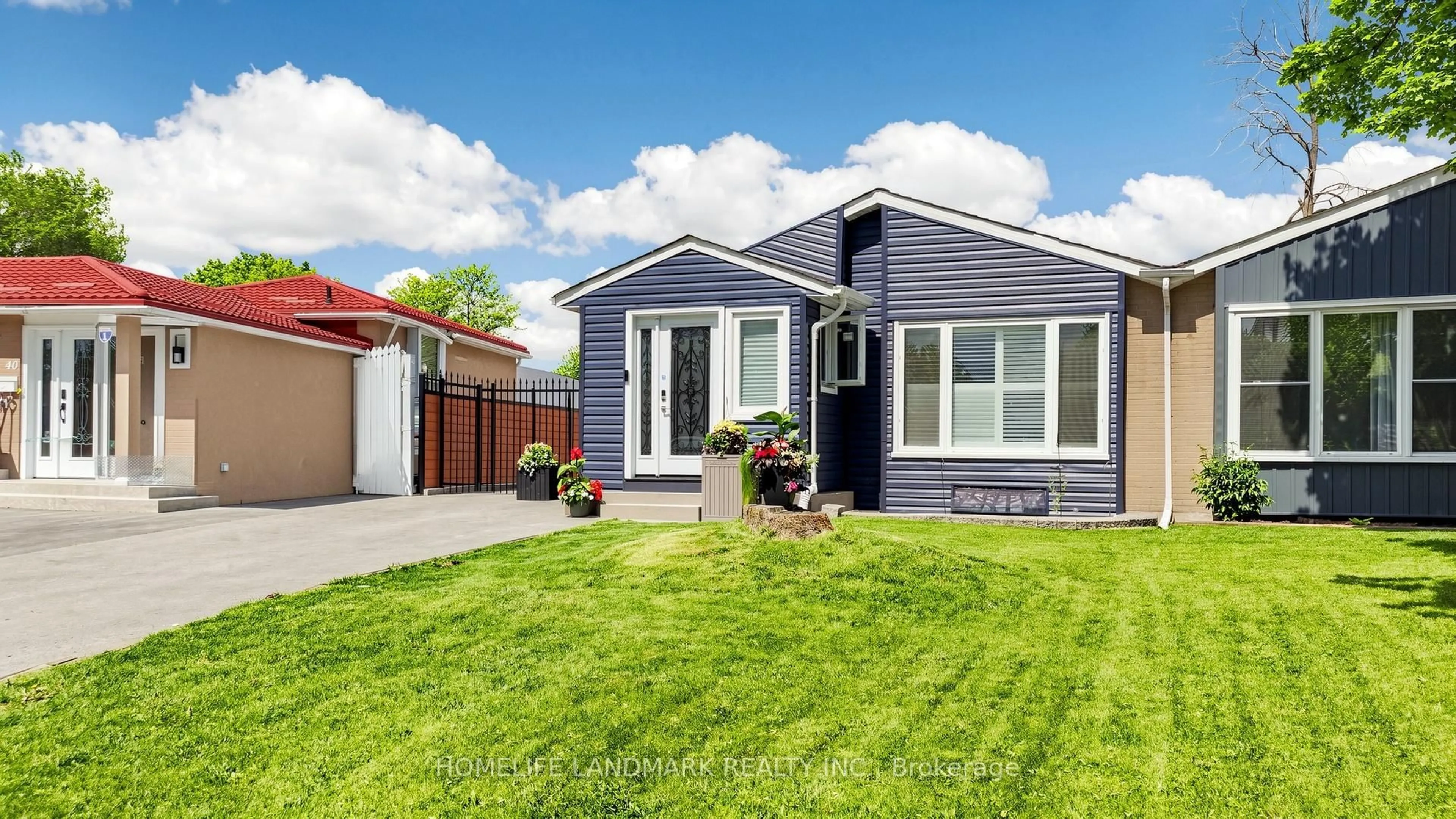 Home with brick exterior material, street for 42 Glenmore Cres, Brampton Ontario L6S 1H8