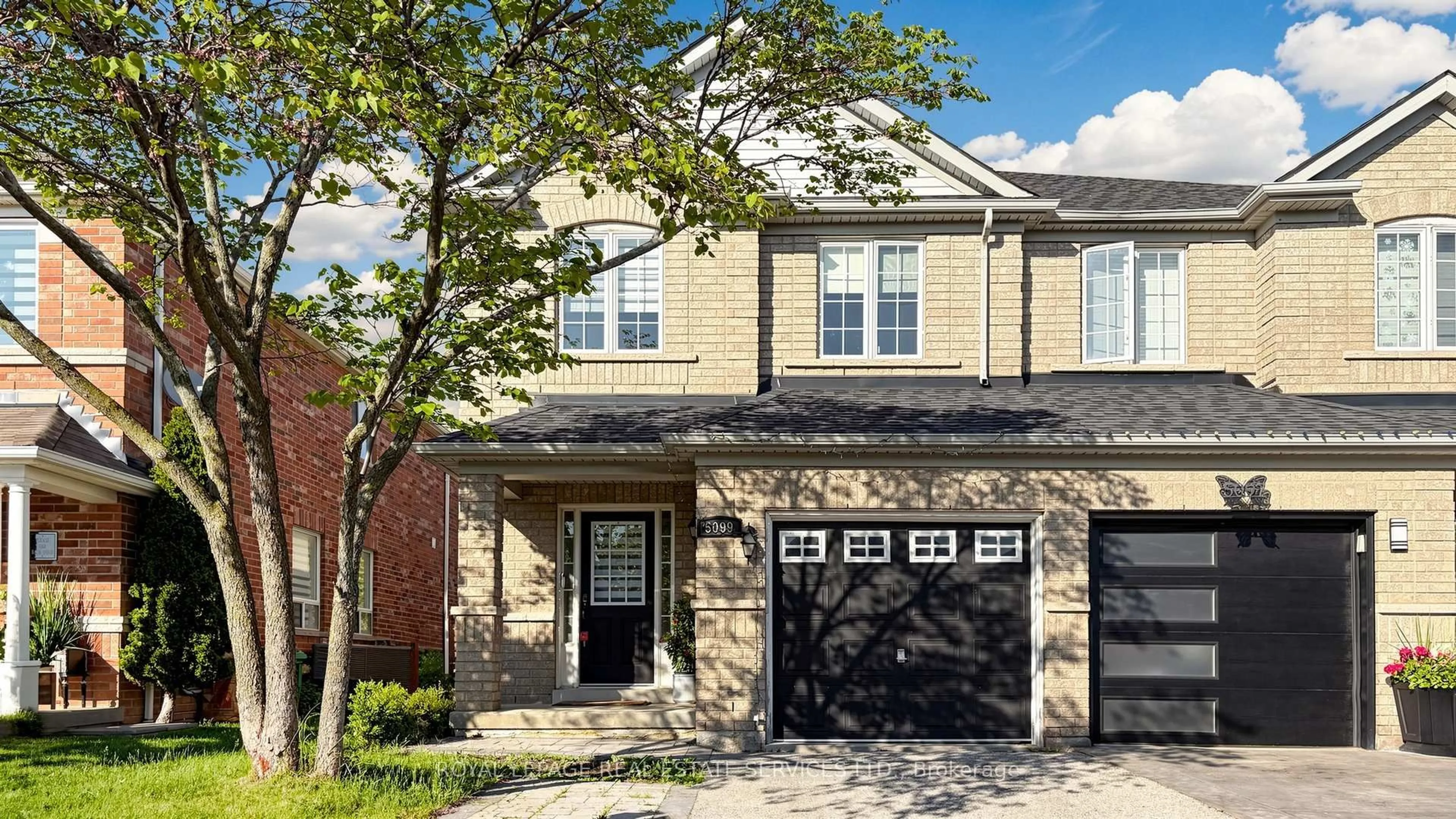 Home with brick exterior material, street for 5099 Churchill Meadows Blvd, Mississauga Ontario L5M 8A1