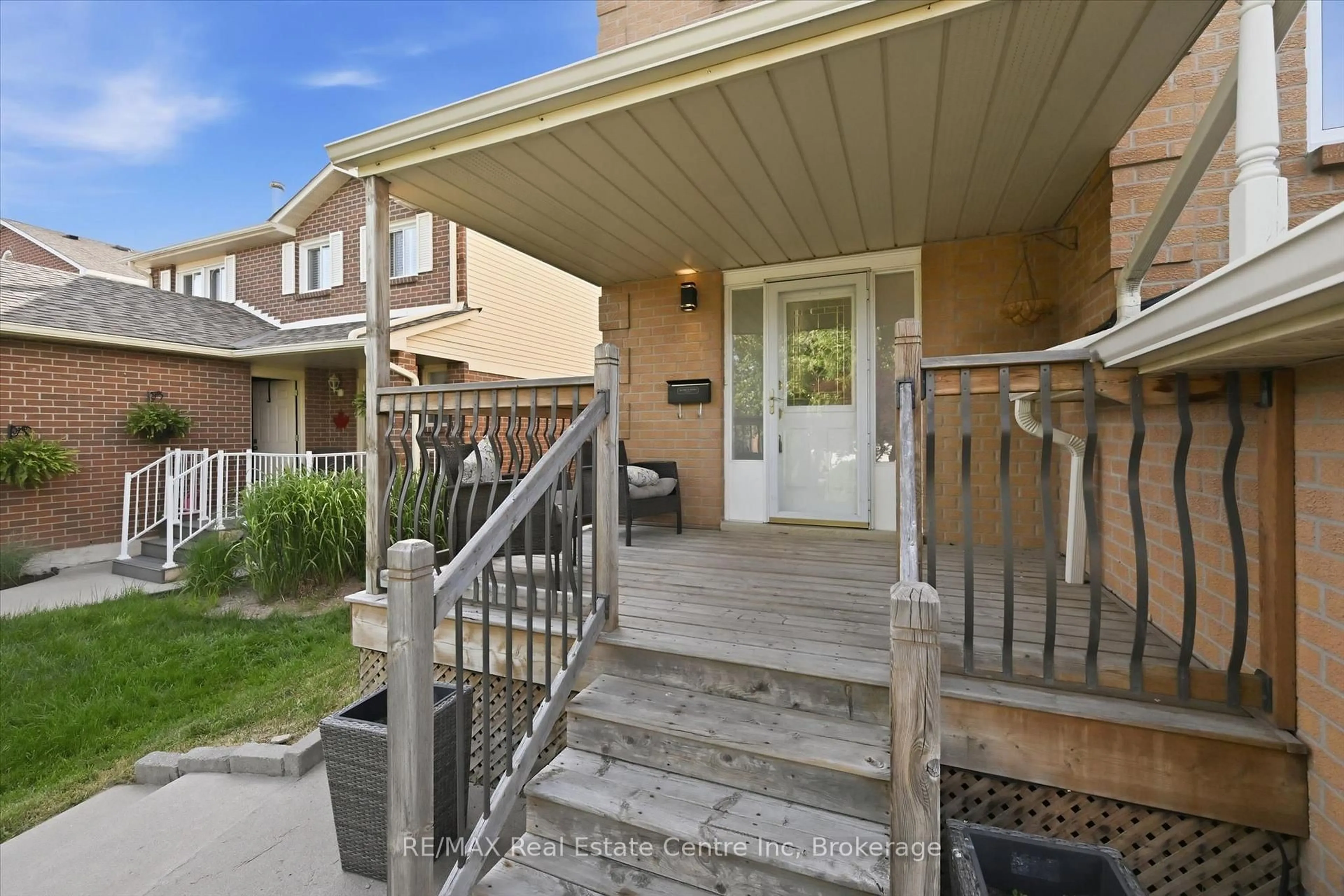 Unknown for 580 Clover Park Cres, Milton Ontario L9T 4W1
