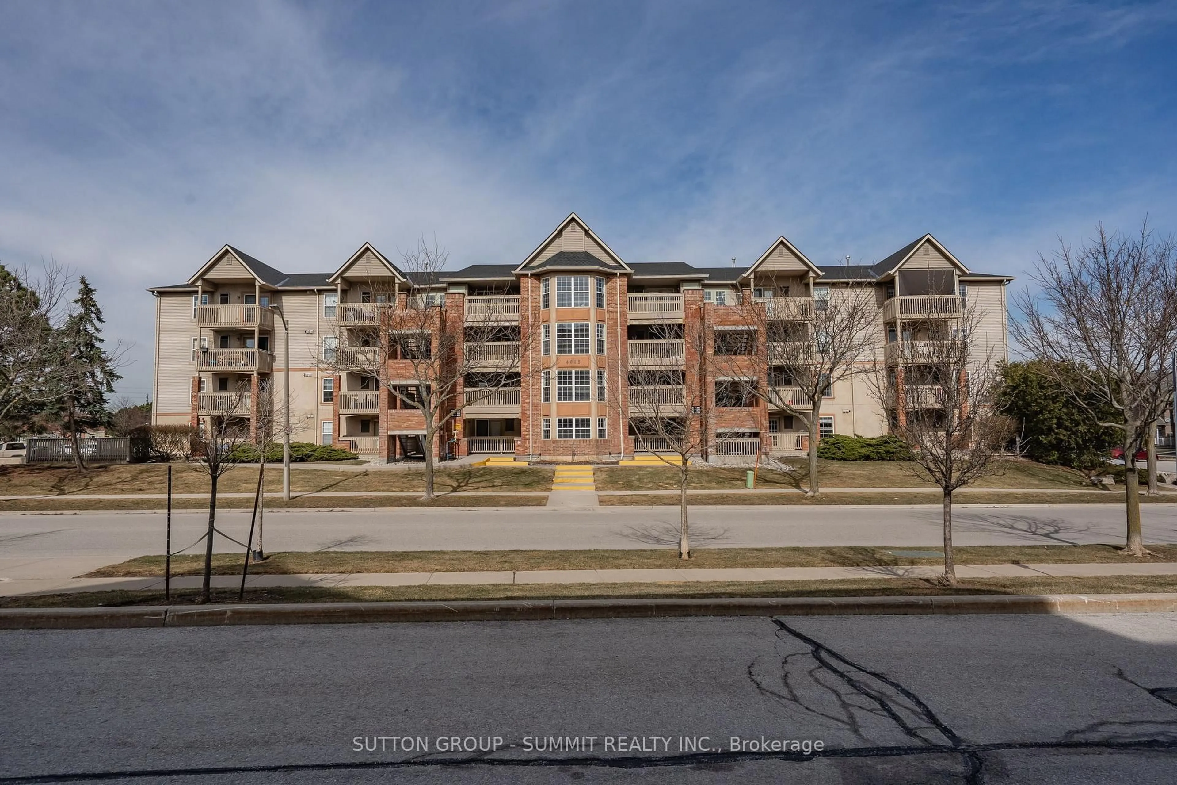 Unknown for 4015 KILMER Dr #406, Burlington Ontario L7M 4M4