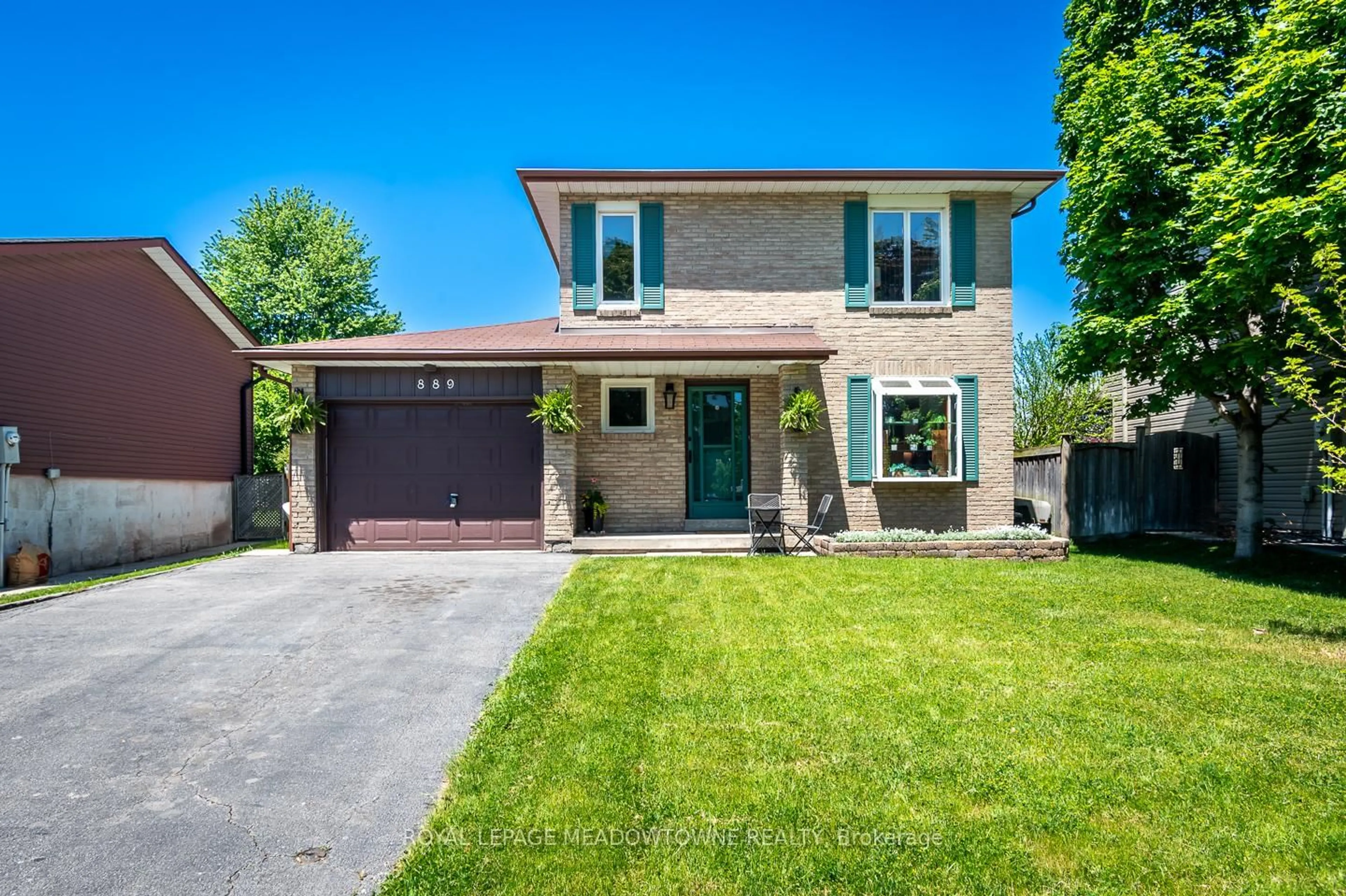 Home with brick exterior material, street for 889 Morley Ave, Milton Ontario L9T 4Y2
