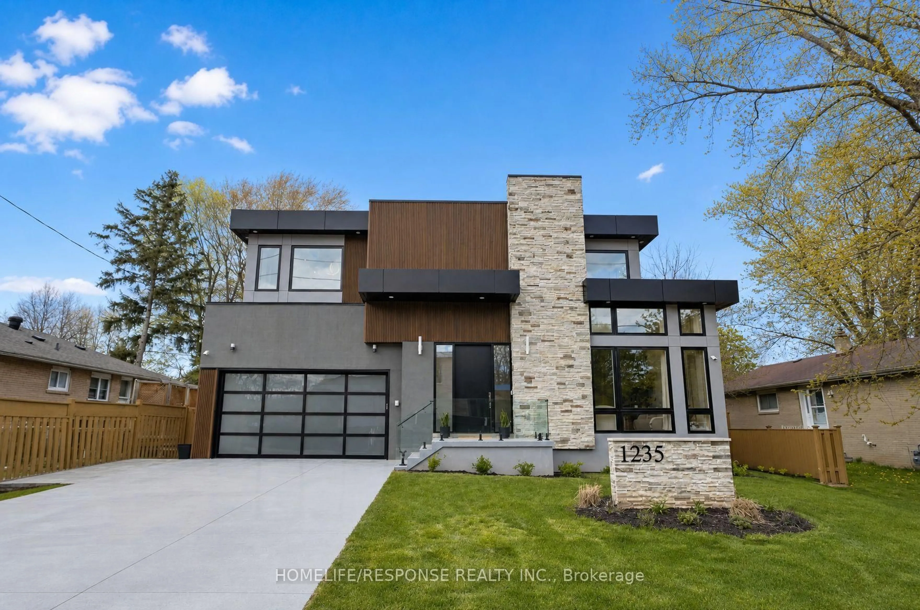 Home with brick exterior material, street for 1235 Whittington Rd, Mississauga Ontario L5J 3J8