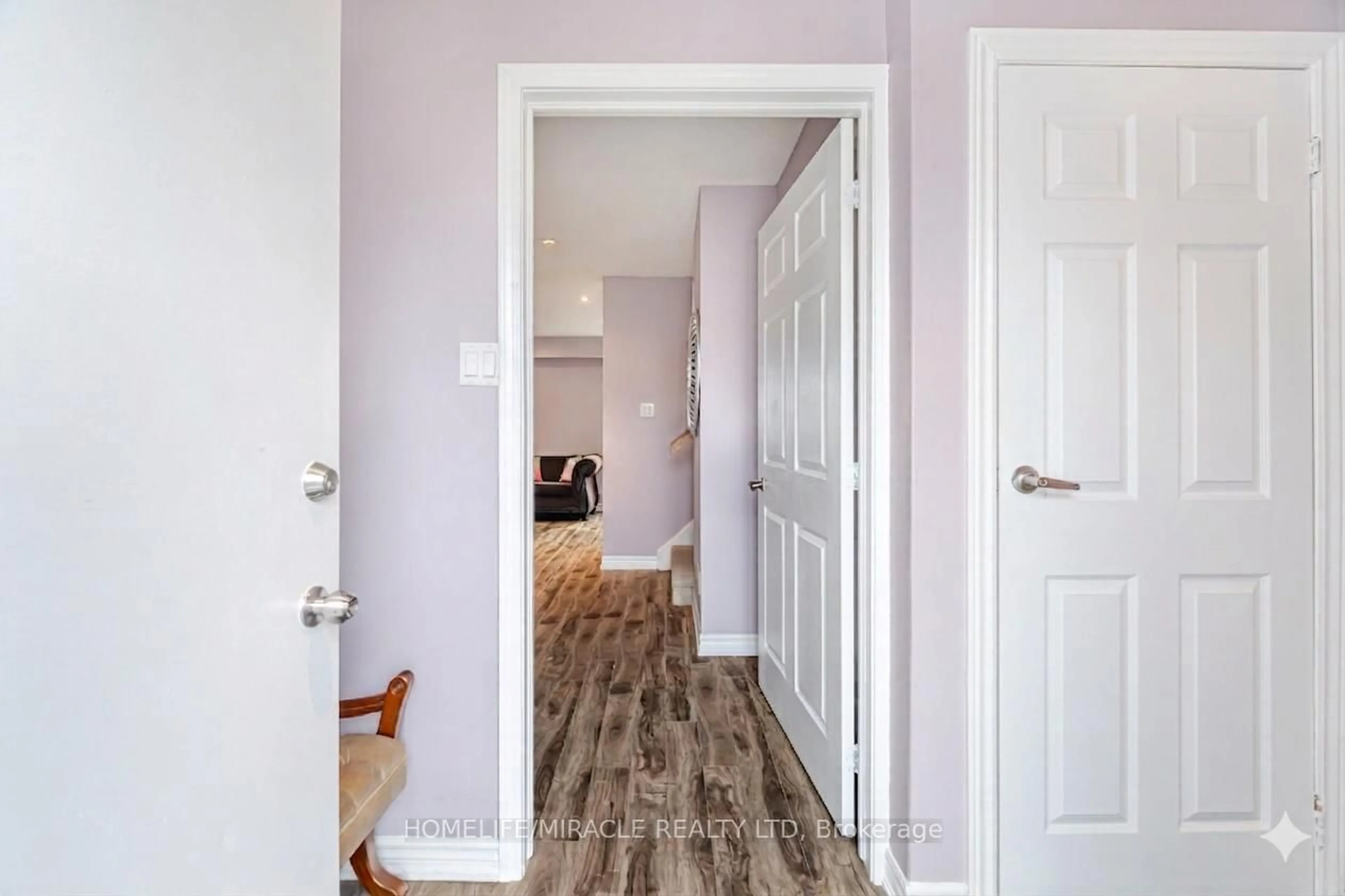 Indoor entryway for 62 Elmvale Ave, Brampton Ontario L6Z 1A5