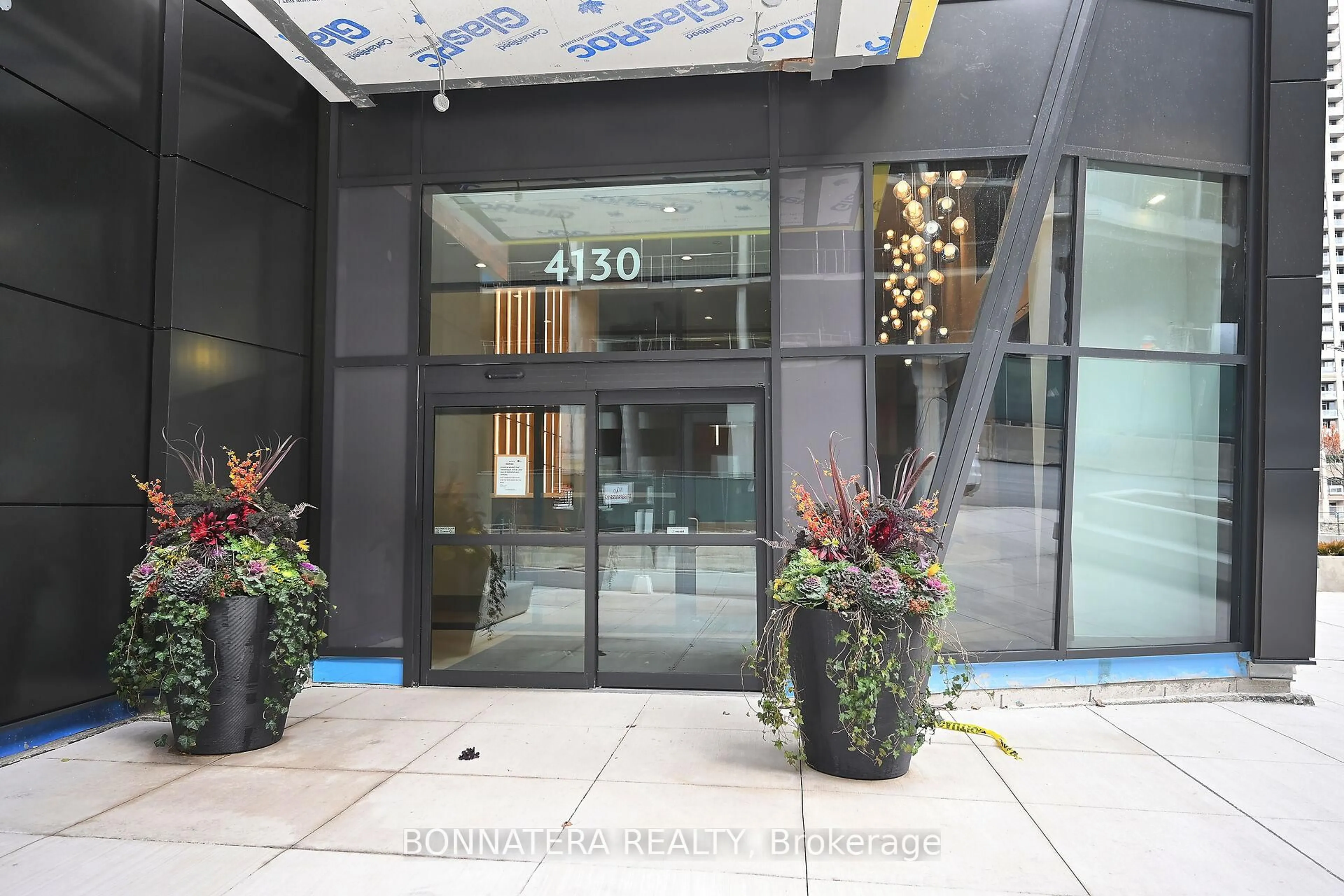 Unknown for 4130 Parkside Village Dr #1703, Mississauga Ontario L5B 0L7