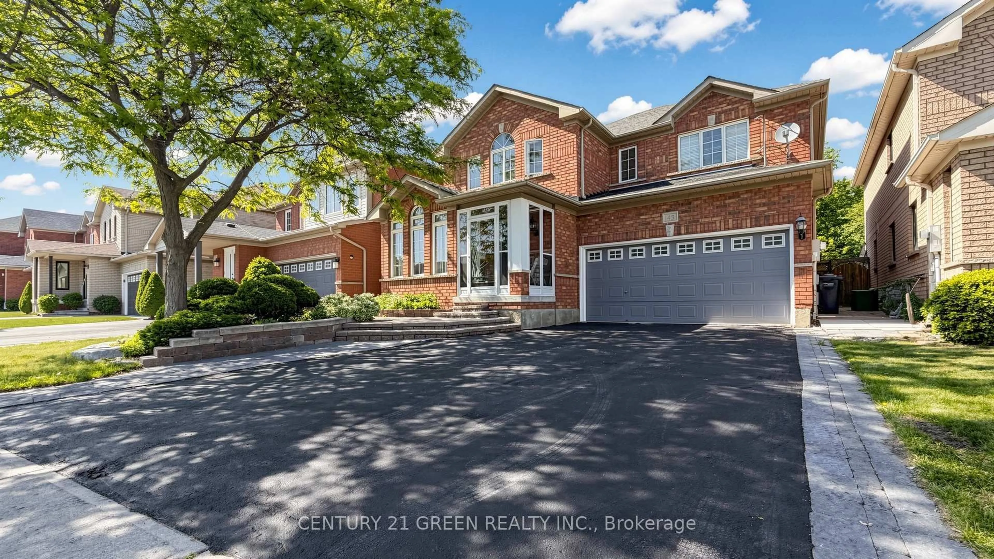 Home with brick exterior material, street for 43 Hollowgrove Blvd, Brampton Ontario L6P 1B1