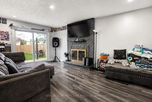 7652 Roselle Cres, Mississauga 5
