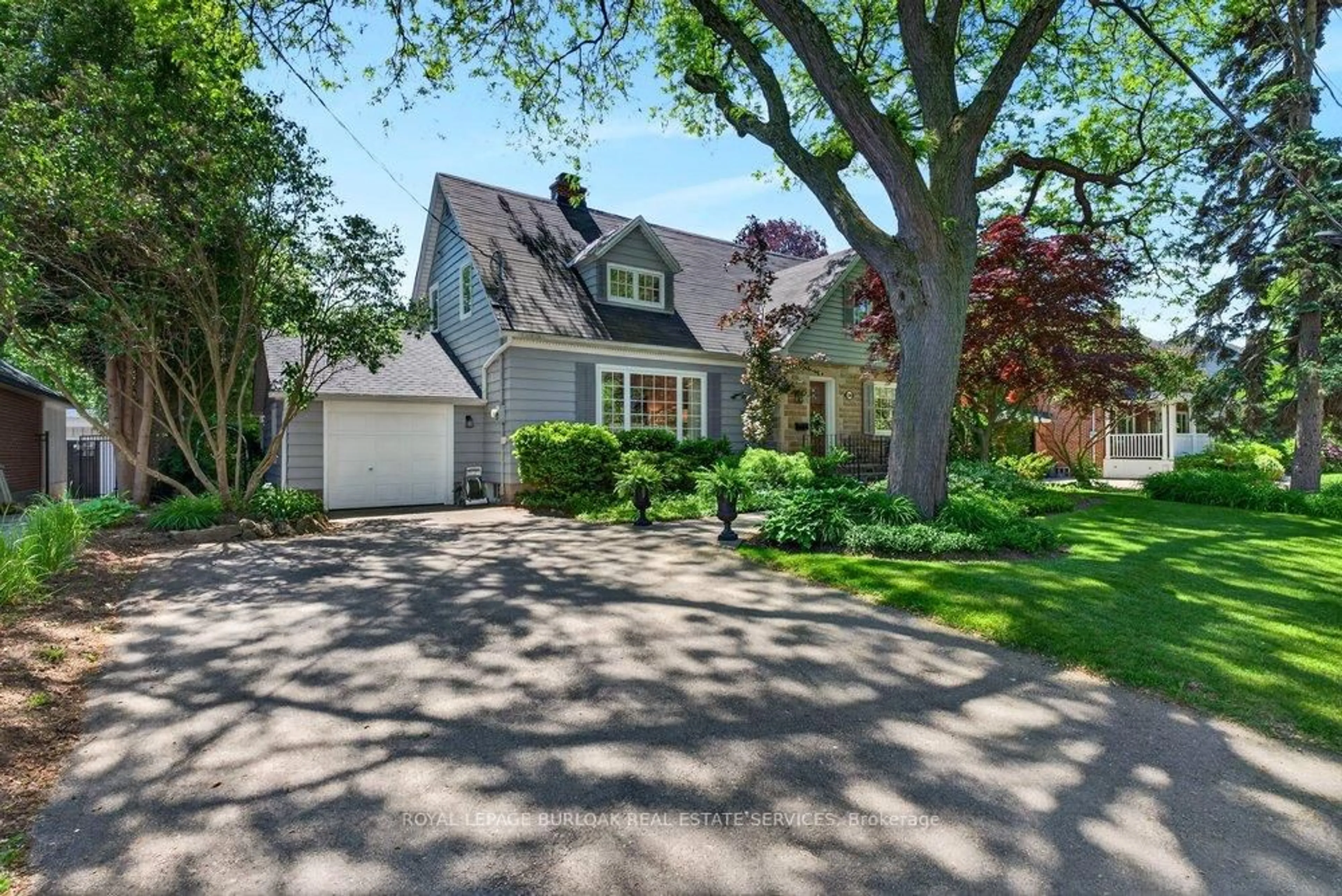 Unknown for 1398 Baldwin St, Burlington Ontario L7S 1K3