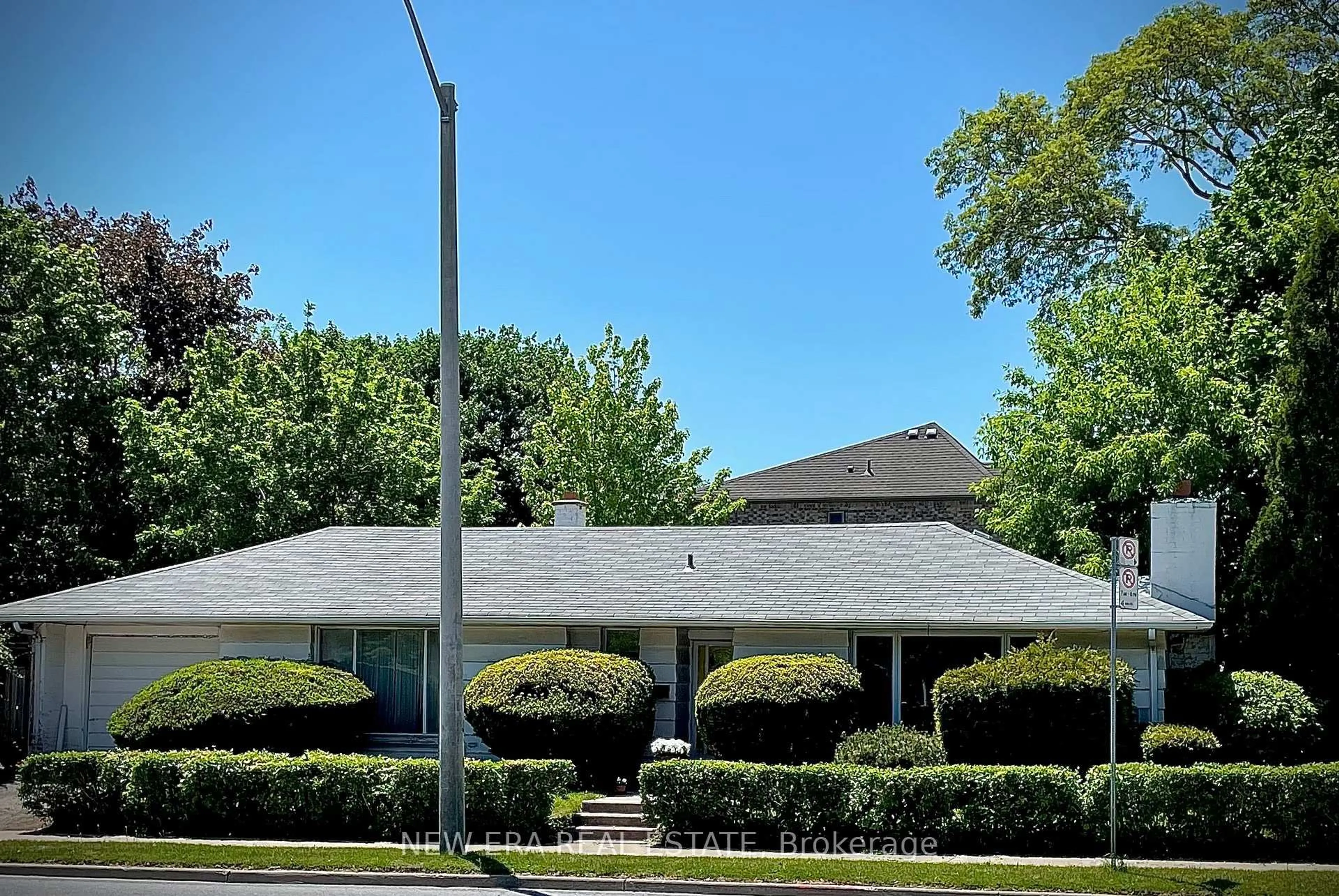 Unknown for 45 Mattice Ave, Toronto Ontario M9B 1T1